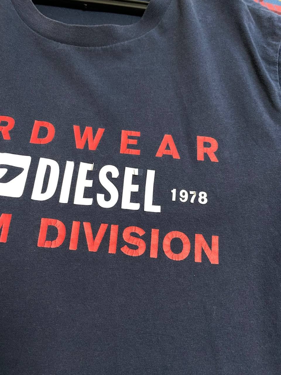 Diesel × Vintage CRAZY FADED Y2K japan vibe diesel t-shirt 90s avant garde Size US M / EU 48-50 / 2 - 7 Thumbnail