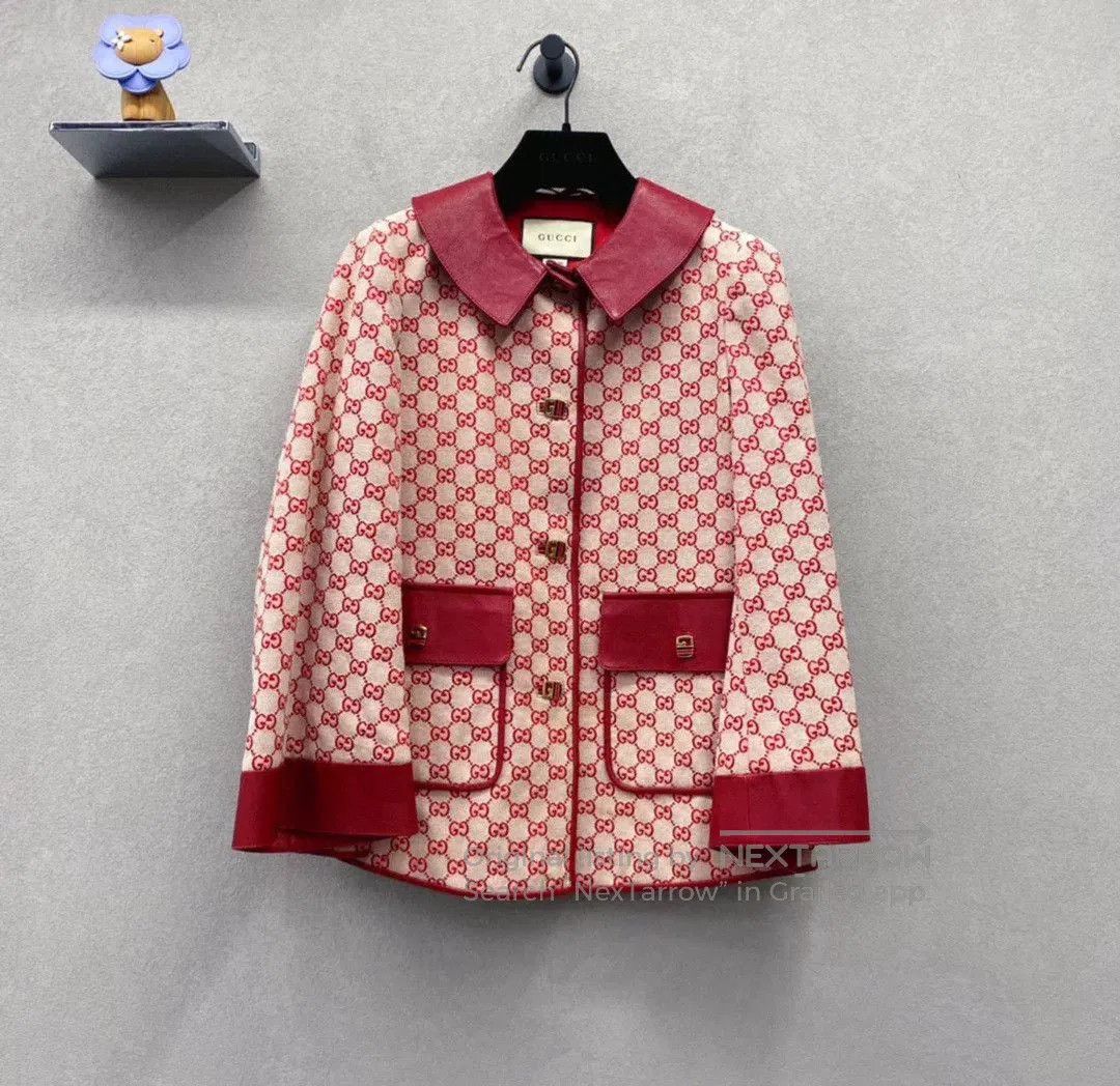 Gucci Gucci Red Leather Collar Coat. Size M / US 6-8 / IT 42-44 - 1 Thumbnail