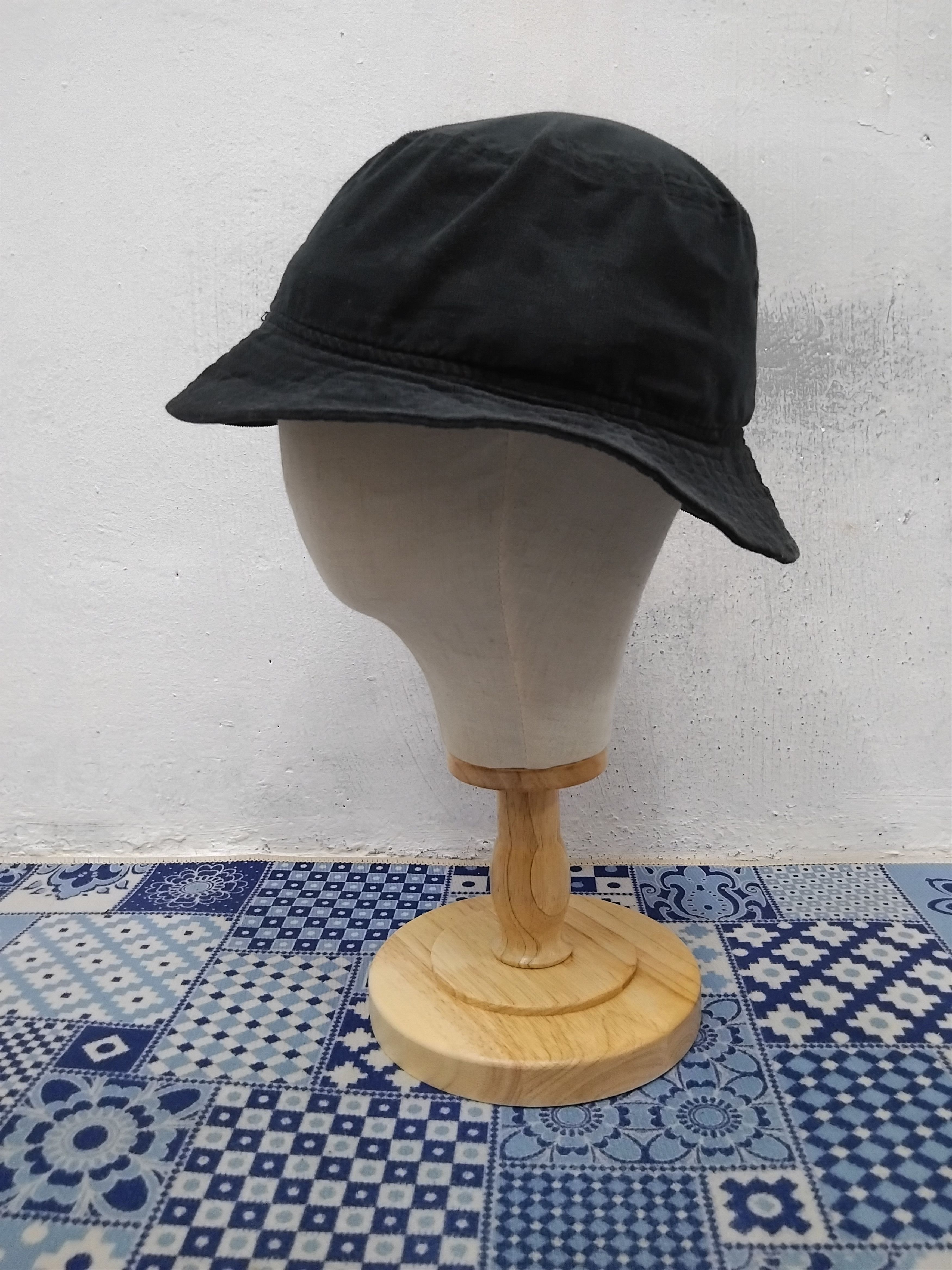 New Era 💥New era black colour hat Size 38 - 3 Thumbnail