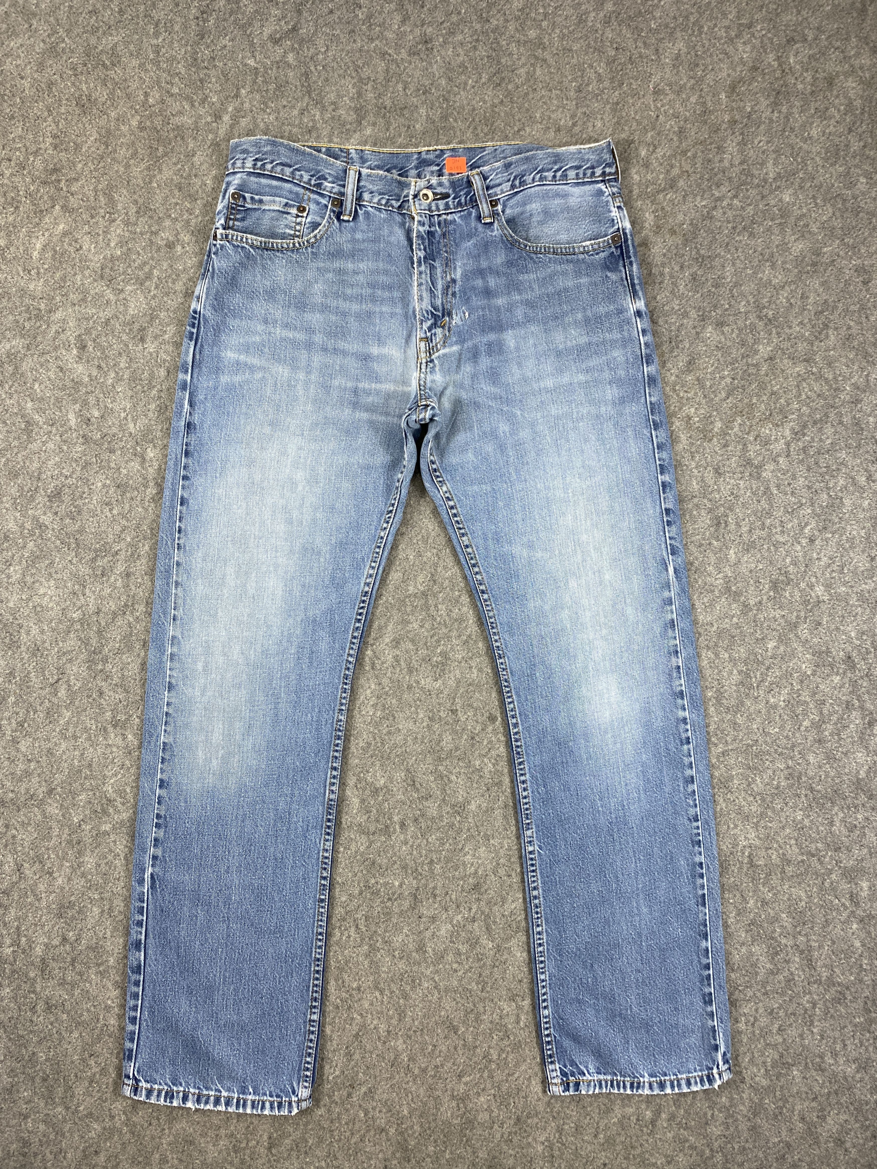 Levi's Blue Wash Vintage Levi's 514 Jeans 34x31.5 Denim JN2143 Size US 34 / EU 50 - 1 Thumbnail