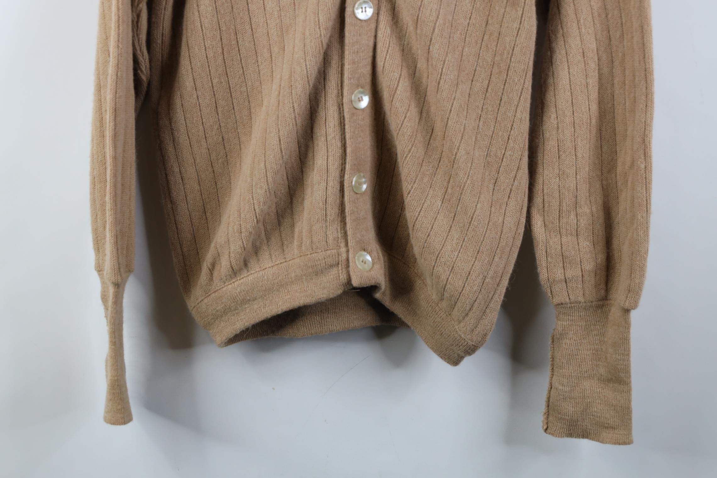 Izod Vintage 70s Izod of London Button Ribbed Knit Sweater USA Size US M / EU 48-50 / 2 - 3 Thumbnail