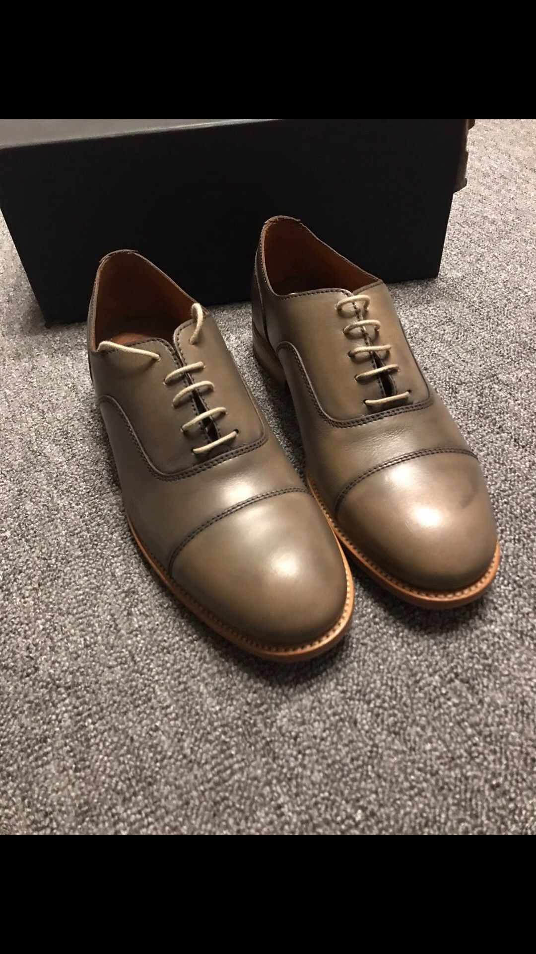 Other LOTTUSSE 42 runs large Spanish handcrafted casual shoes Size US 9 / EU 42 - 1 Thumbnail