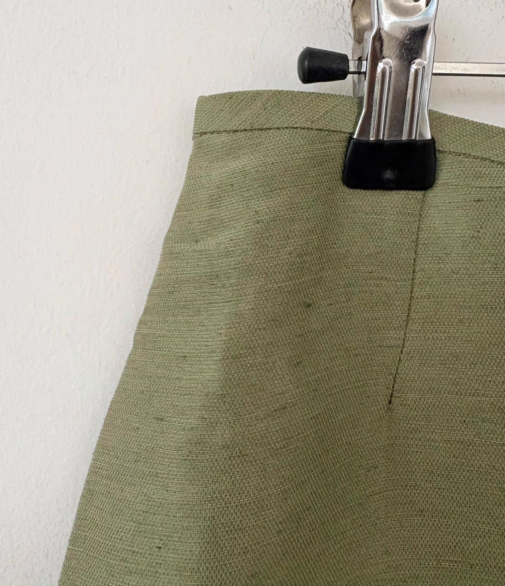 Versace Gianni Versace Women'sMatcha GreenSilk-Blend Midi Skirt Ｑ21 Size 30" / US 8 / IT 44 - 4 Thumbnail