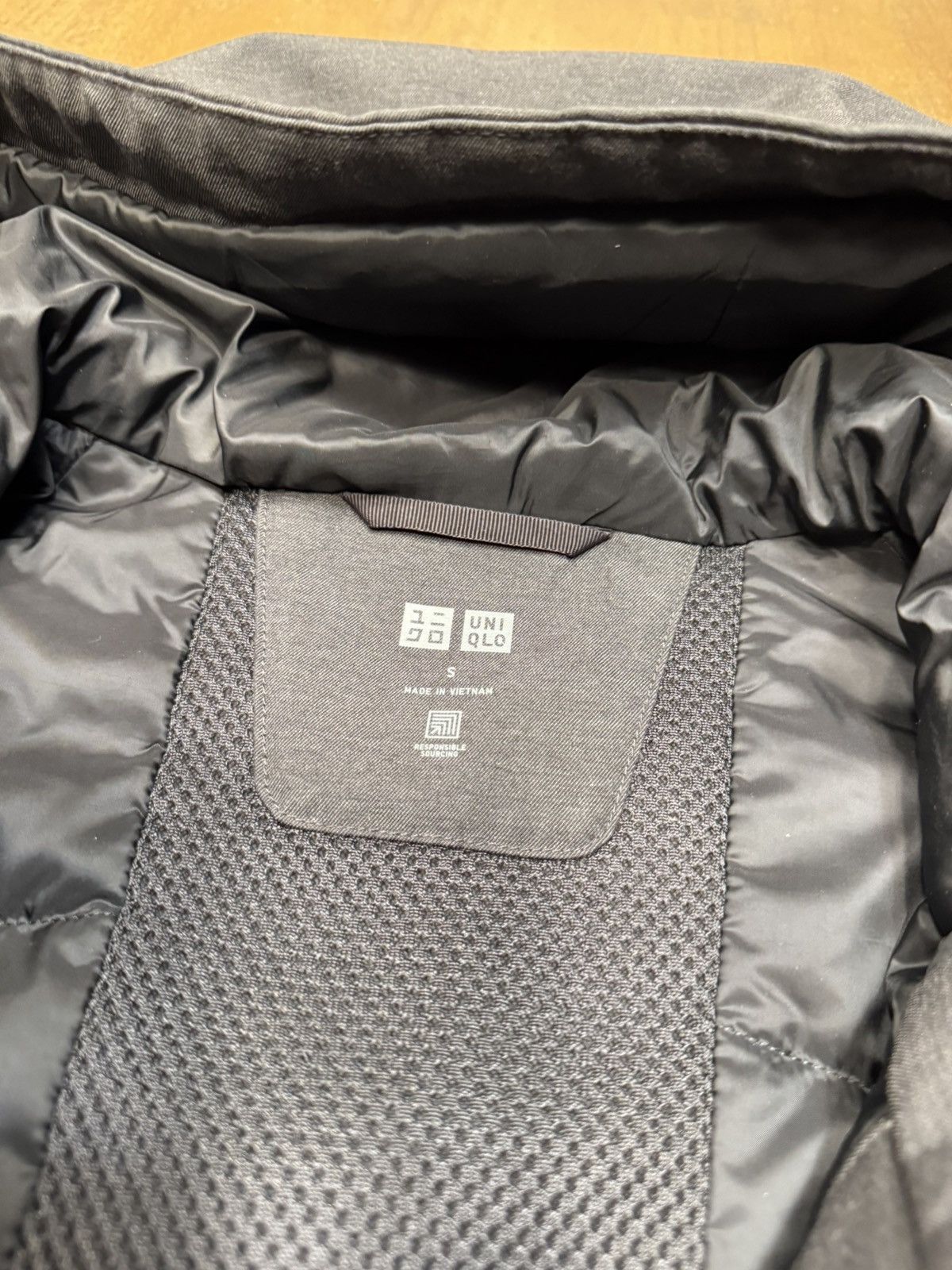 Uniqlo Uniqlo Down Winter Jacket - Grey - Japanese Size US M / EU 48-50 / 2 - 2 Thumbnail