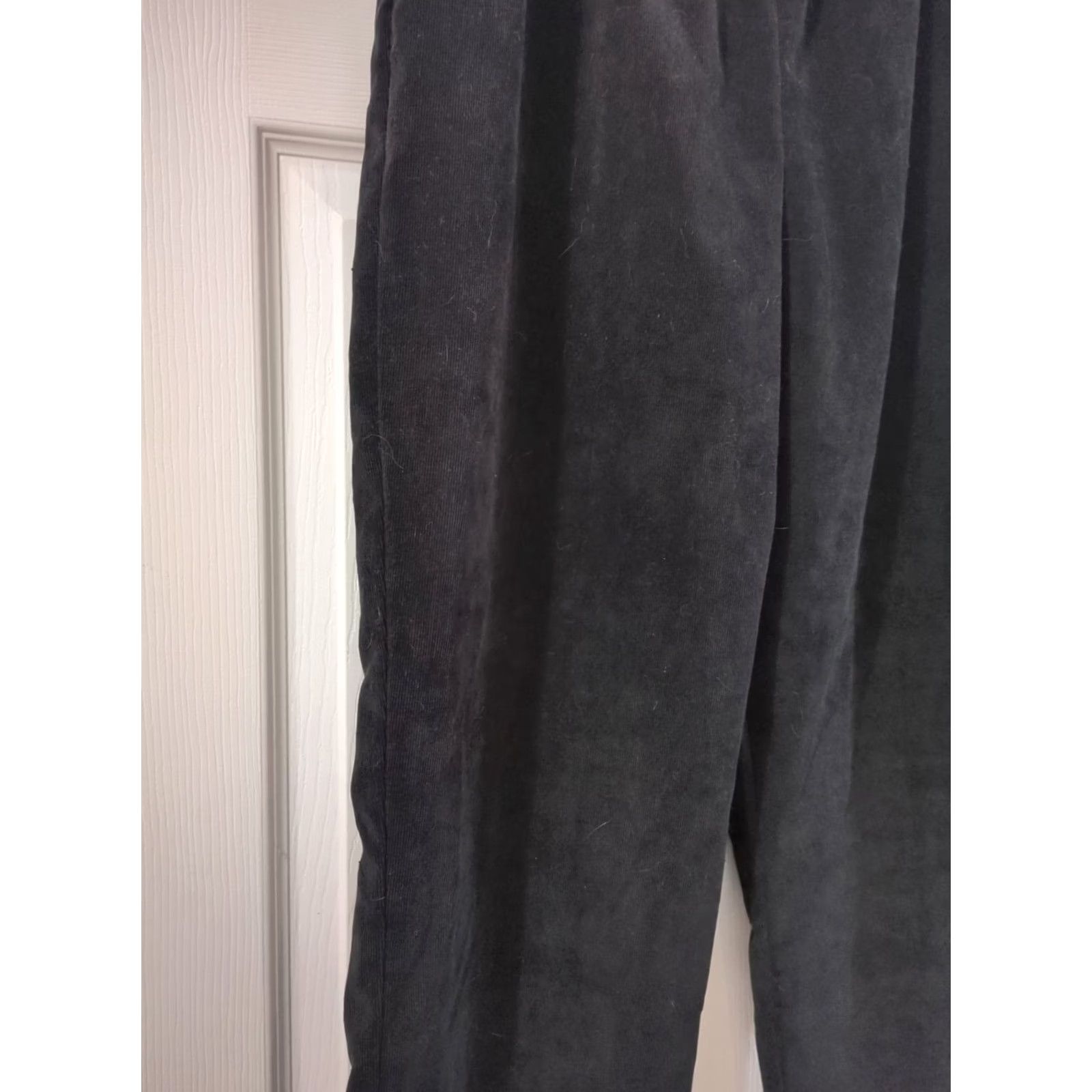 Vintage VINTAGE Alfred Dunner Corduroy Pants Women 14 Black Pull On Elastic Waist Pockets Dress Pants Straight Mens Womens Boys Girls Size 36" / US 14 / IT 50 - 2 Thumbnail