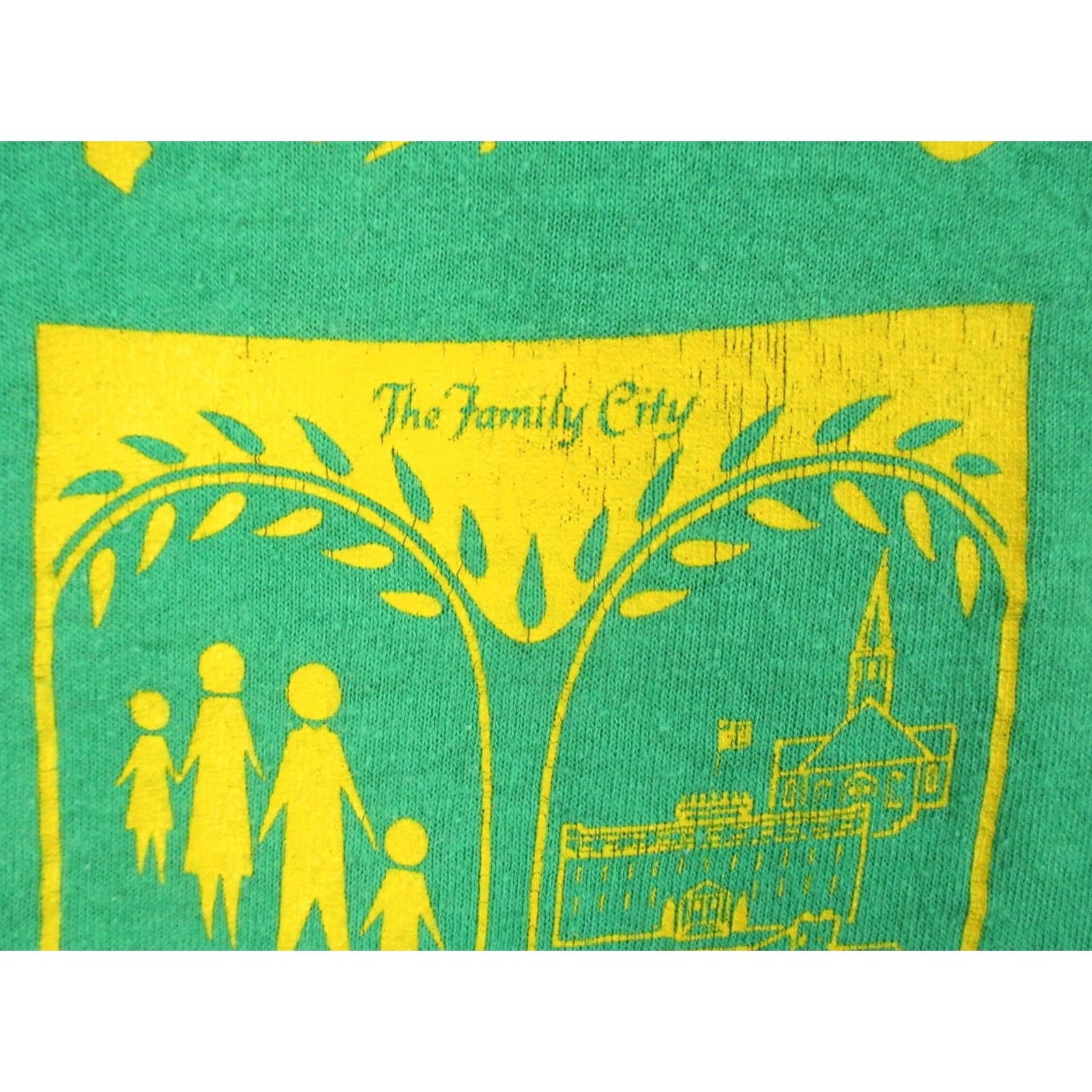 Vintage VINTAGE 80s LYNDHURST OHIO FAMILY CITY HOME DAYS T-Shirt XS Men Size US XS / EU 42 / 0 - 6 Thumbnail