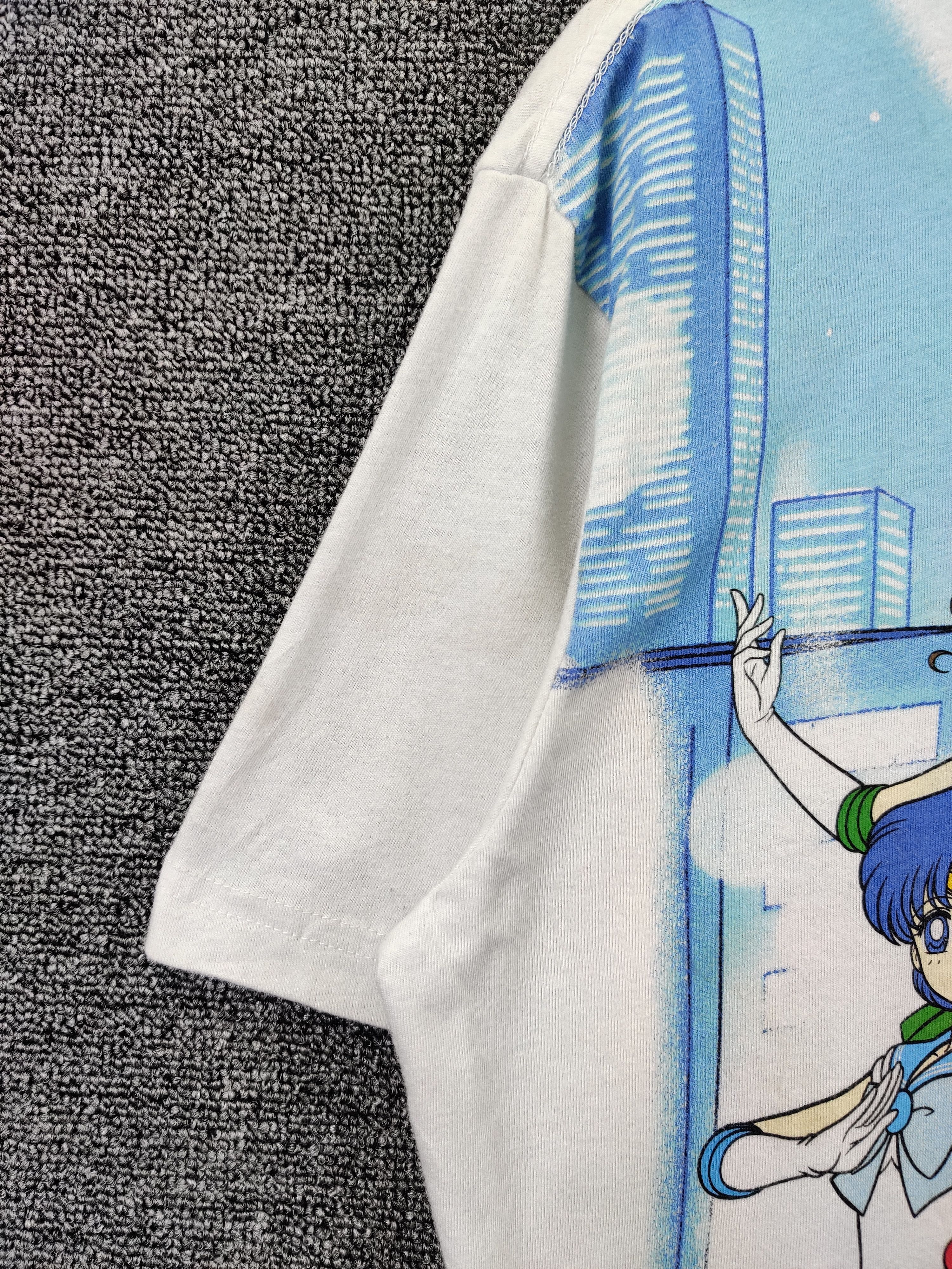 Anime Vintage Sailormoon Cartoon Anime Tee Tshirt Size US M / EU 48-50 / 2 - 4 Thumbnail