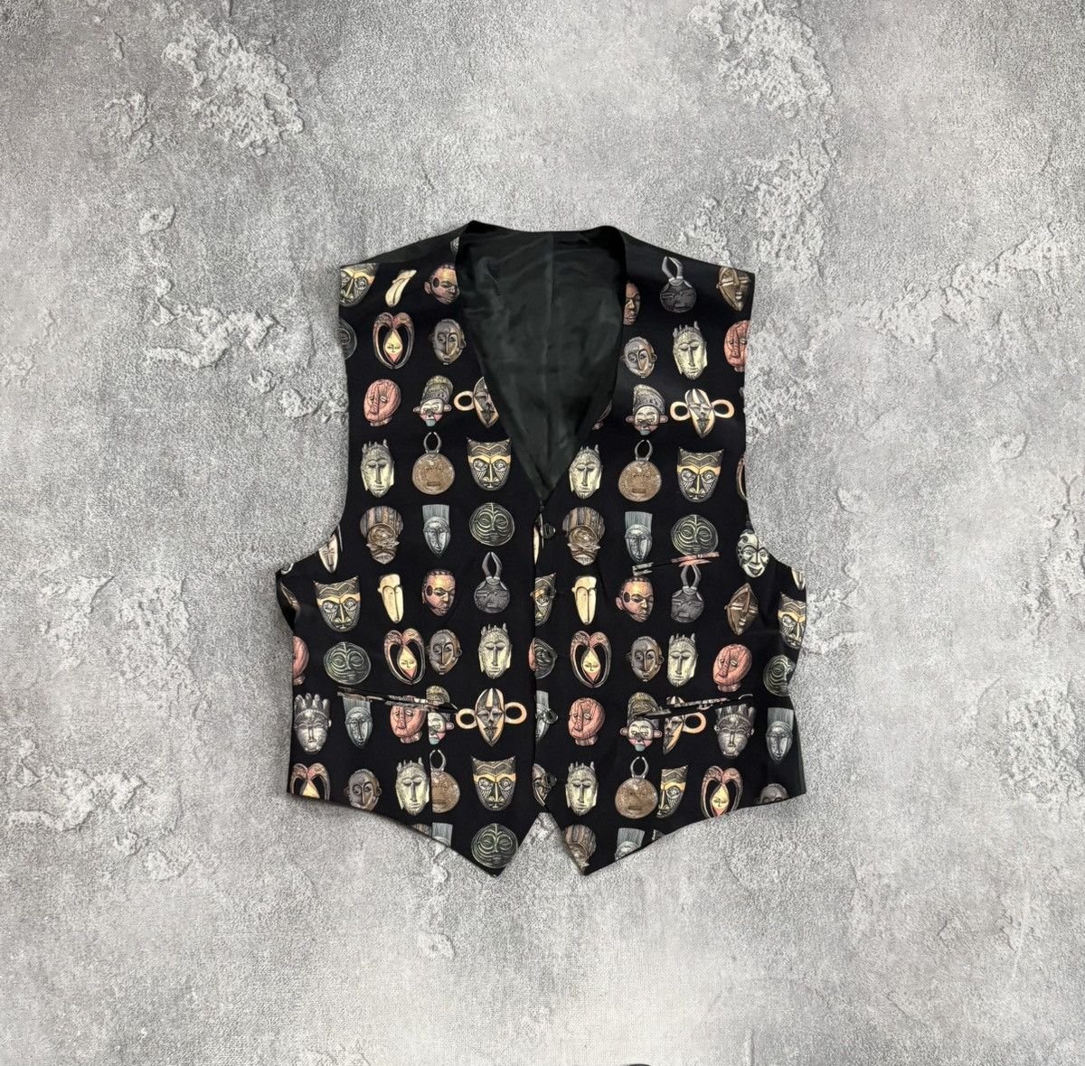 Other Roberto Angelico Vintage vest African Mask Printed retro 90s Size US M / EU 48-50 / 2 - 1 Thumbnail