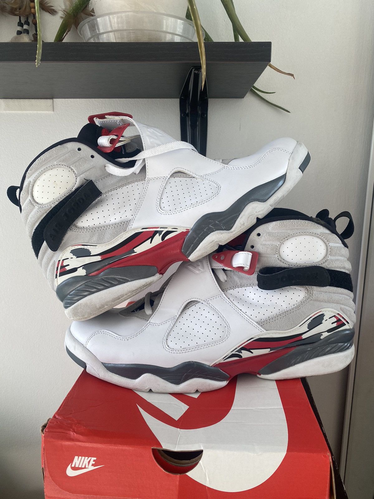Jordan Brand Air Jordan 8/VIII Retro 'Bugs Bunny' 2012 Size US 13 / EU 46 - 6 Thumbnail