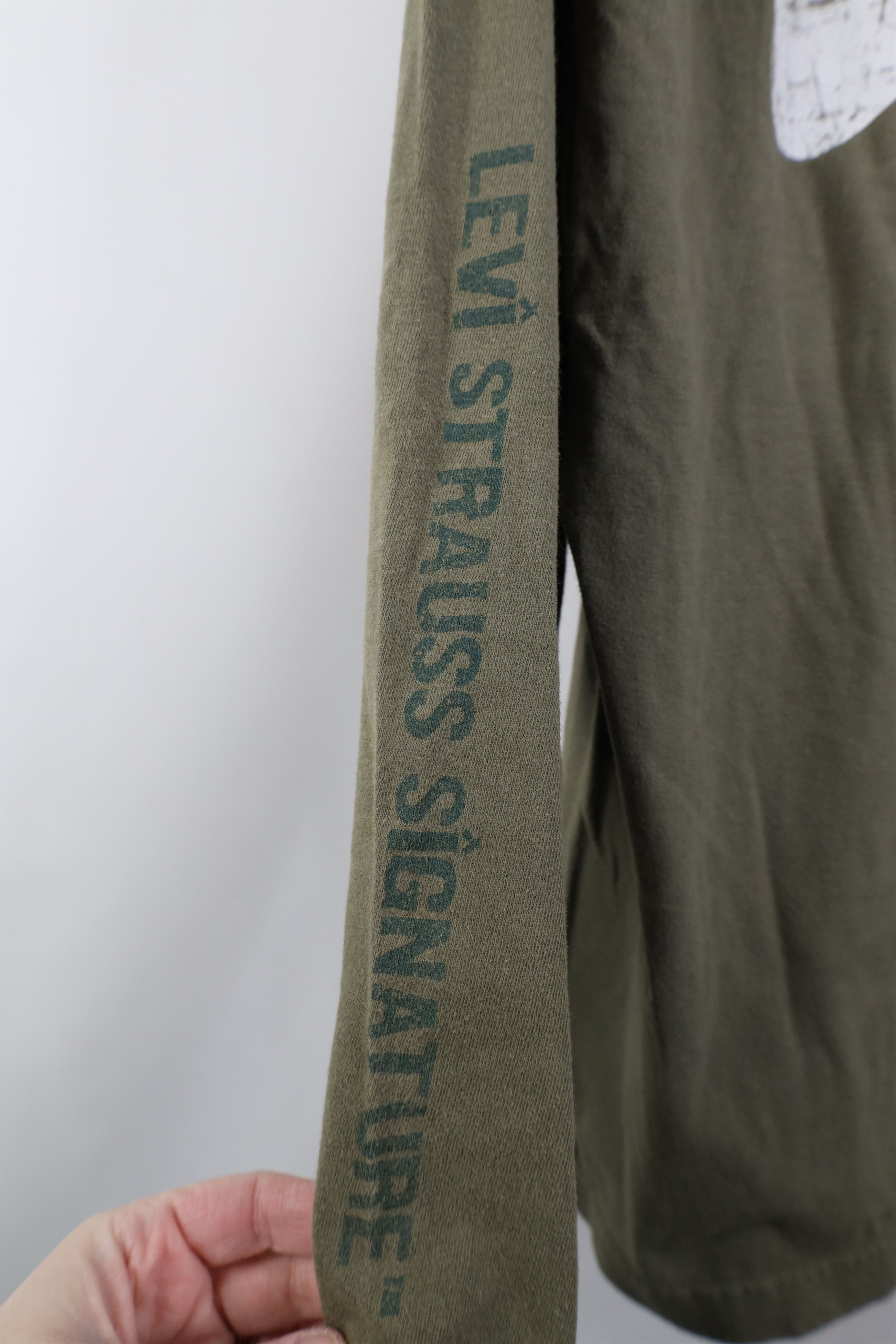 Levi's Vintage Y2K 2003 Levis Metal Guitar Long Sleeve T-Shirt Size US L / EU 52-54 / 3 - 4 Thumbnail