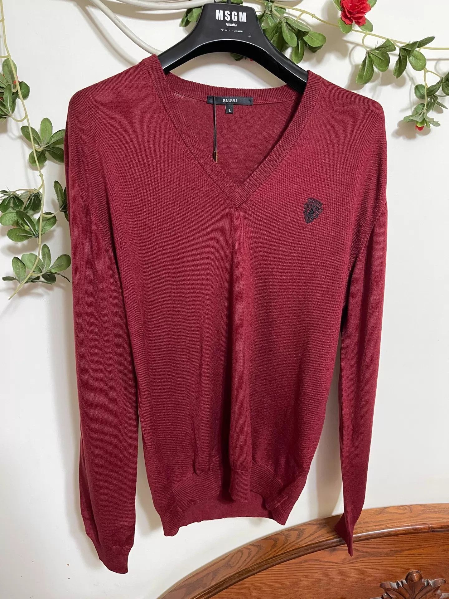 Gucci Red V-Neck Long Sleeve Knit Sweater Size US XXS / EU 40 - 1 Thumbnail