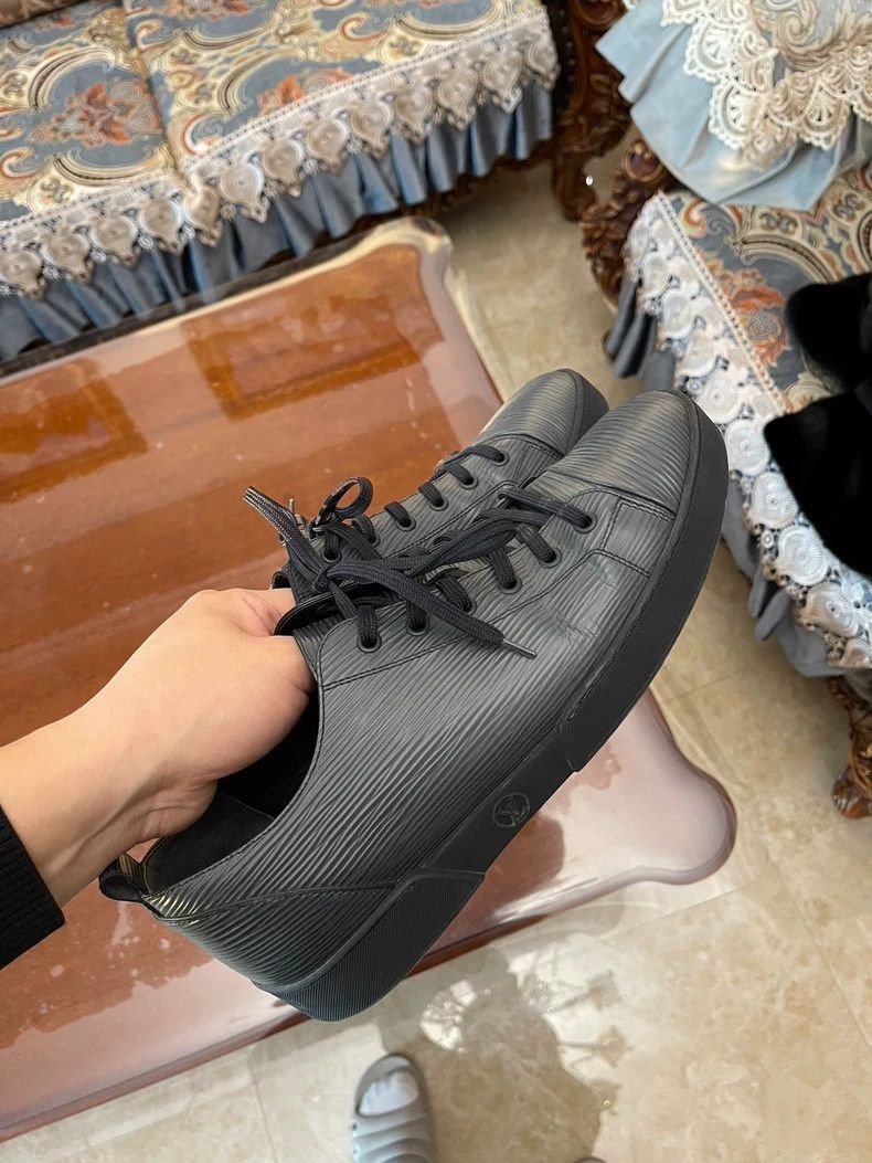 Louis Vuitton Luxury Comfortable Blue Sneakers Size 7.5-2506 Size US 8 / IT 38 - 5 Thumbnail