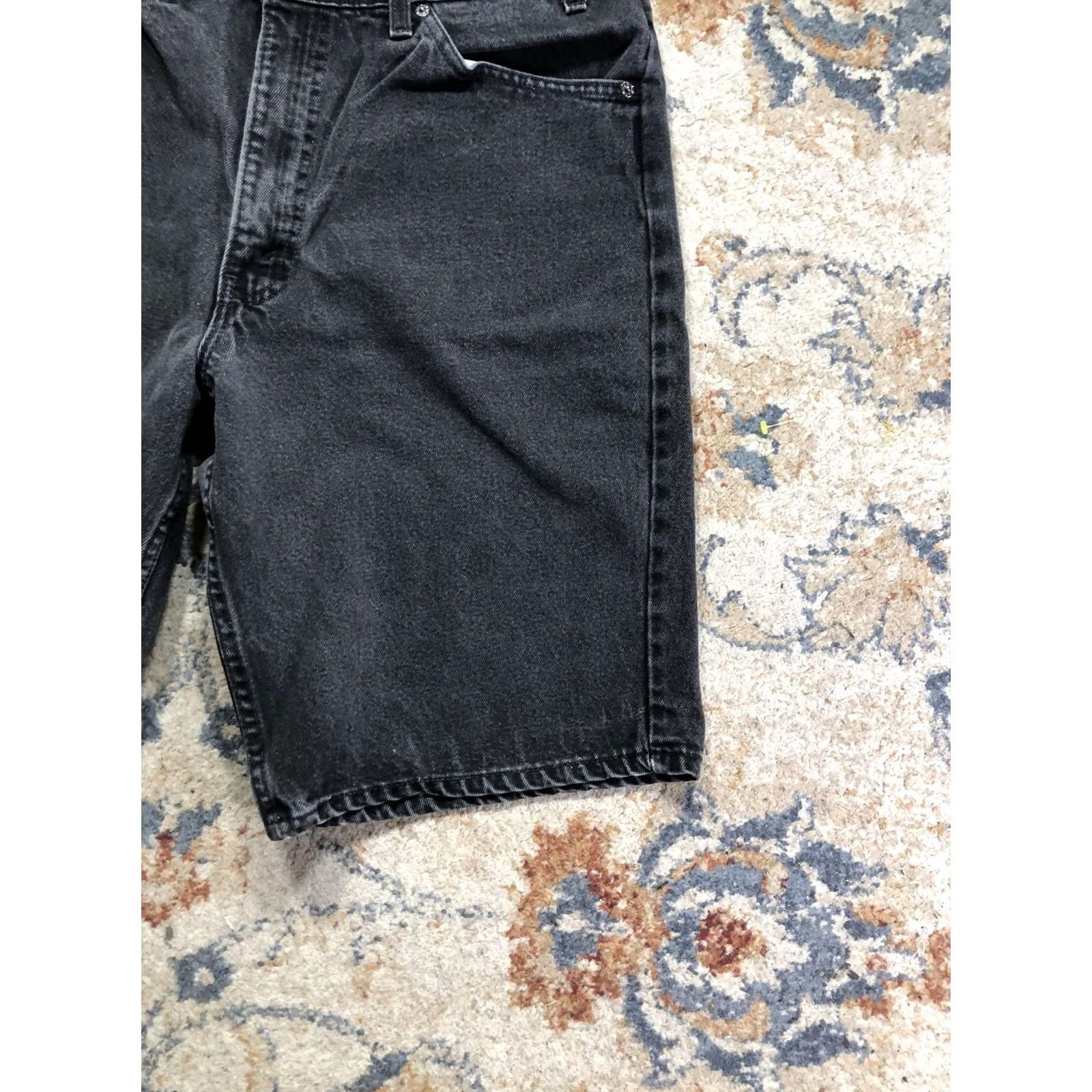 Levi's VINTAGE Levi's 550 Bermuda Shorts Mens 38 Black Denim Relaxed Fit 90s USA Charcoal Wash Size US 38 / EU 54 - 5 Thumbnail