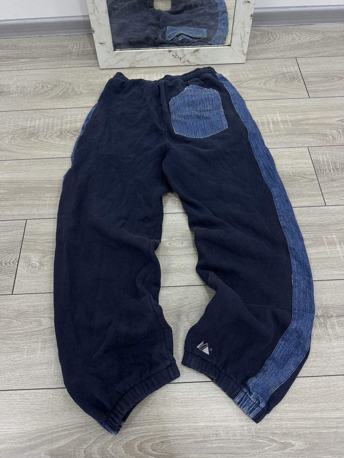 Majestic Majestic New York Yankees Vintage 90s Faded Baggy Sweatpants Size US 30 / EU 46 - 4 Thumbnail