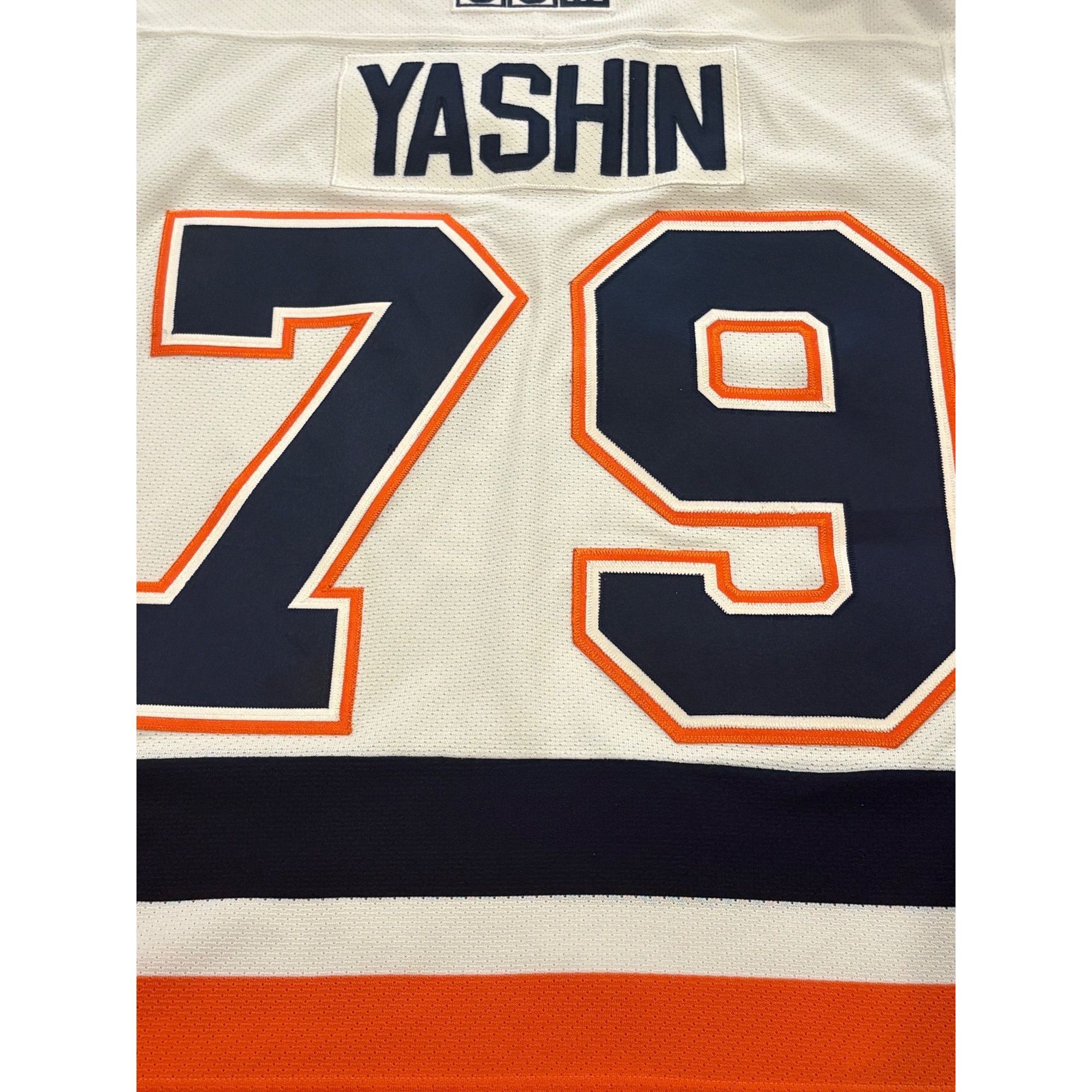Ccm Rare Vintage CCM New York Islanders Alexei Yashin #79 White Size US M / EU 48-50 / 2 - 6 Thumbnail