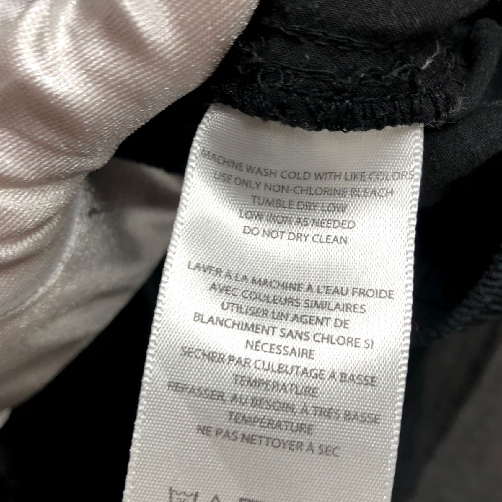 Urban Outfitters VINTAGE? No. Urban Outfitters Standard Cloth Cargo Jogger Pants Mens XL Black Pull On Size US 36 / EU 52 - 6 Thumbnail