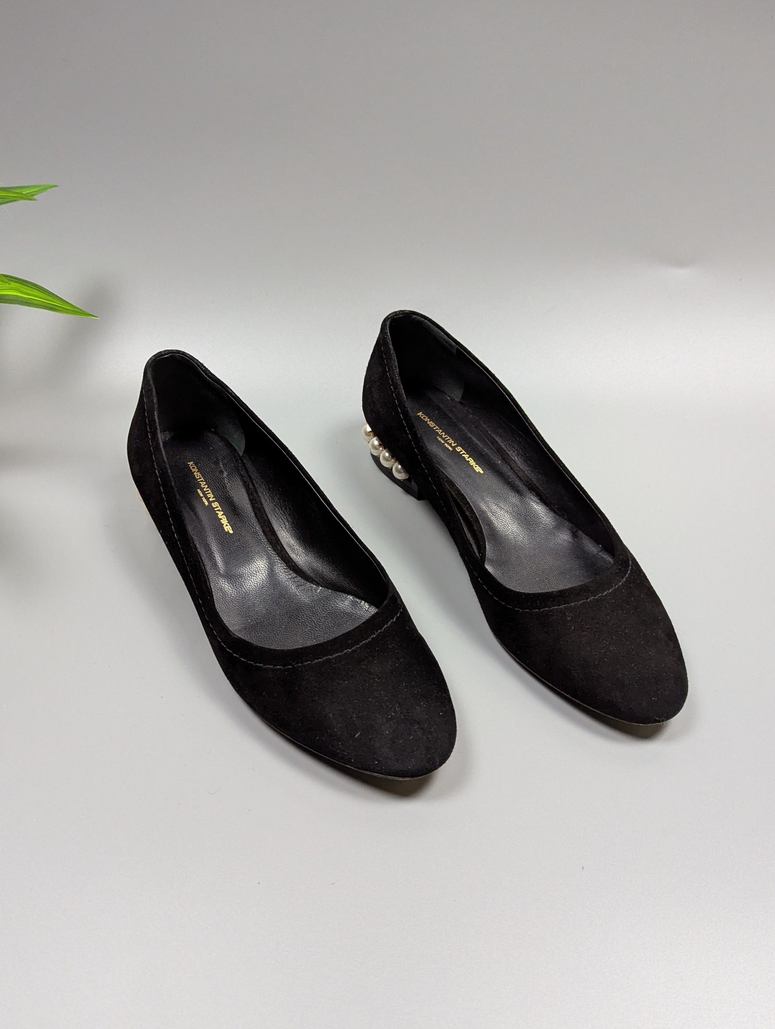 Vintage Konstantin Starke Vintage Black Suede Pumps Pearl Block Heel Size US 8.5 / IT 38.5 - 2 Thumbnail