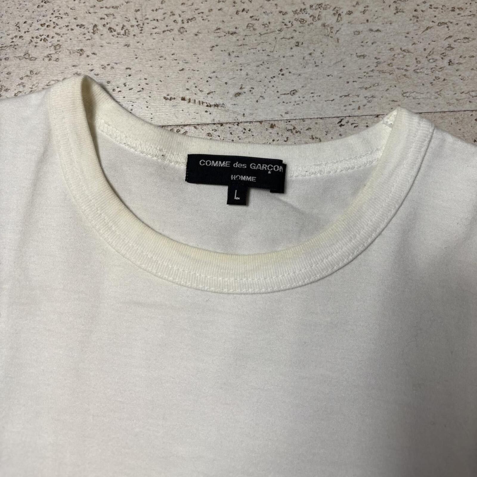 Comme des Garcons Comme Des Garçons T-Shirt (L) Size US L / EU 52-54 / 3 - 3 Thumbnail