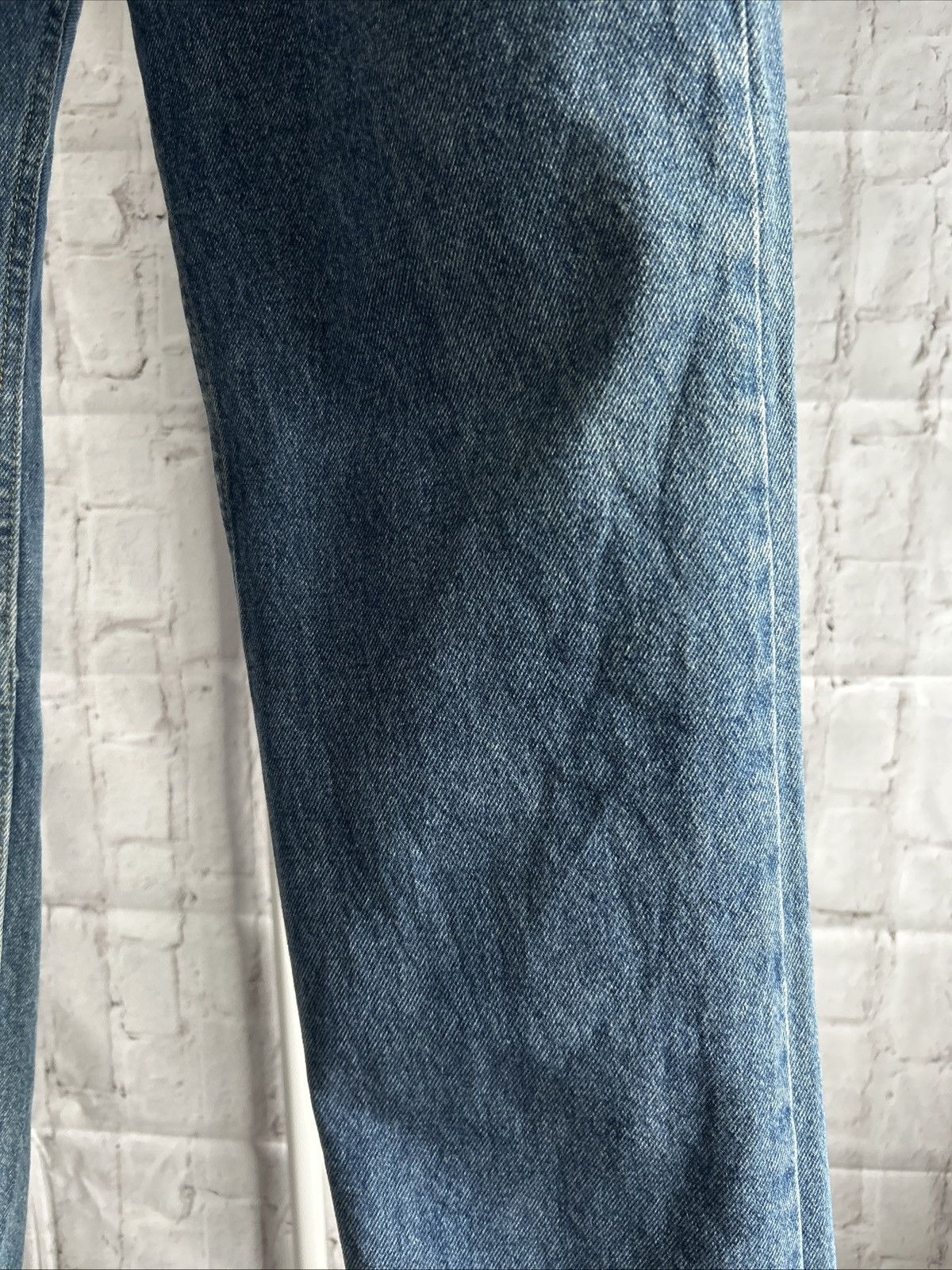 Lee Lee Vintage Denim – Size 33x30, Light Wash Size US 33 - 6 Thumbnail