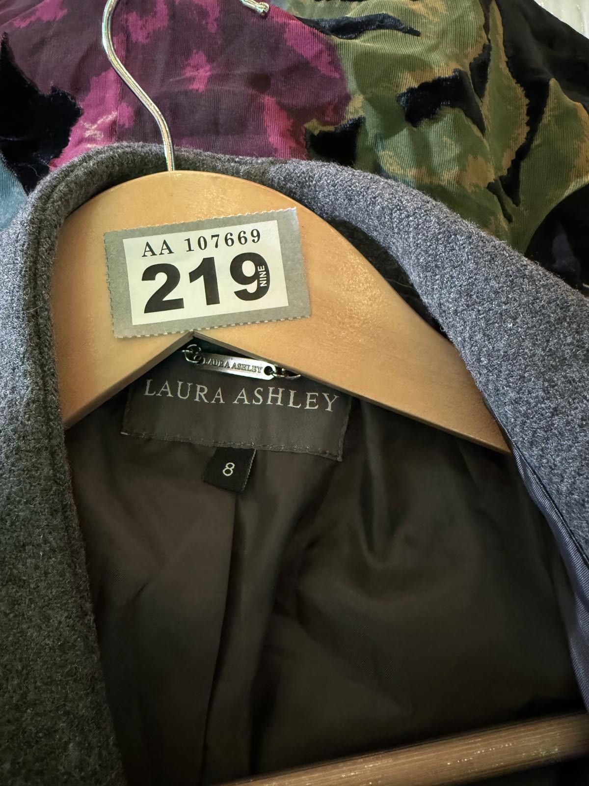Other Laura Ashley Grey Wool Blend Women's Coat Size 8 Size M / US 6-8 / IT 42-44 - 2 Thumbnail