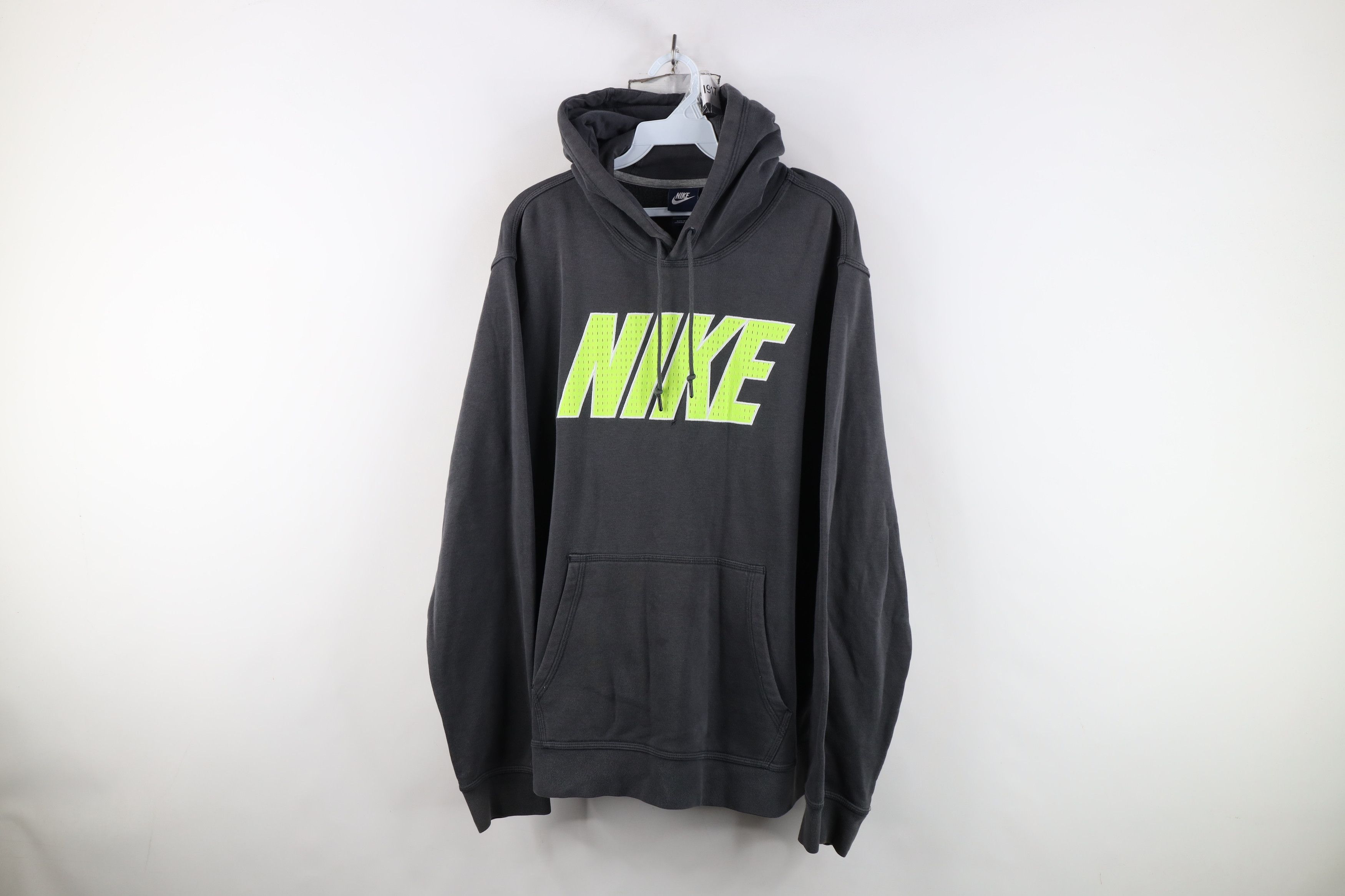 Nike Vintage Nike Spell Out Block Letter Hoodie Sweatshirt Gray Size US XL / EU 56 / 4 - 1 Thumbnail
