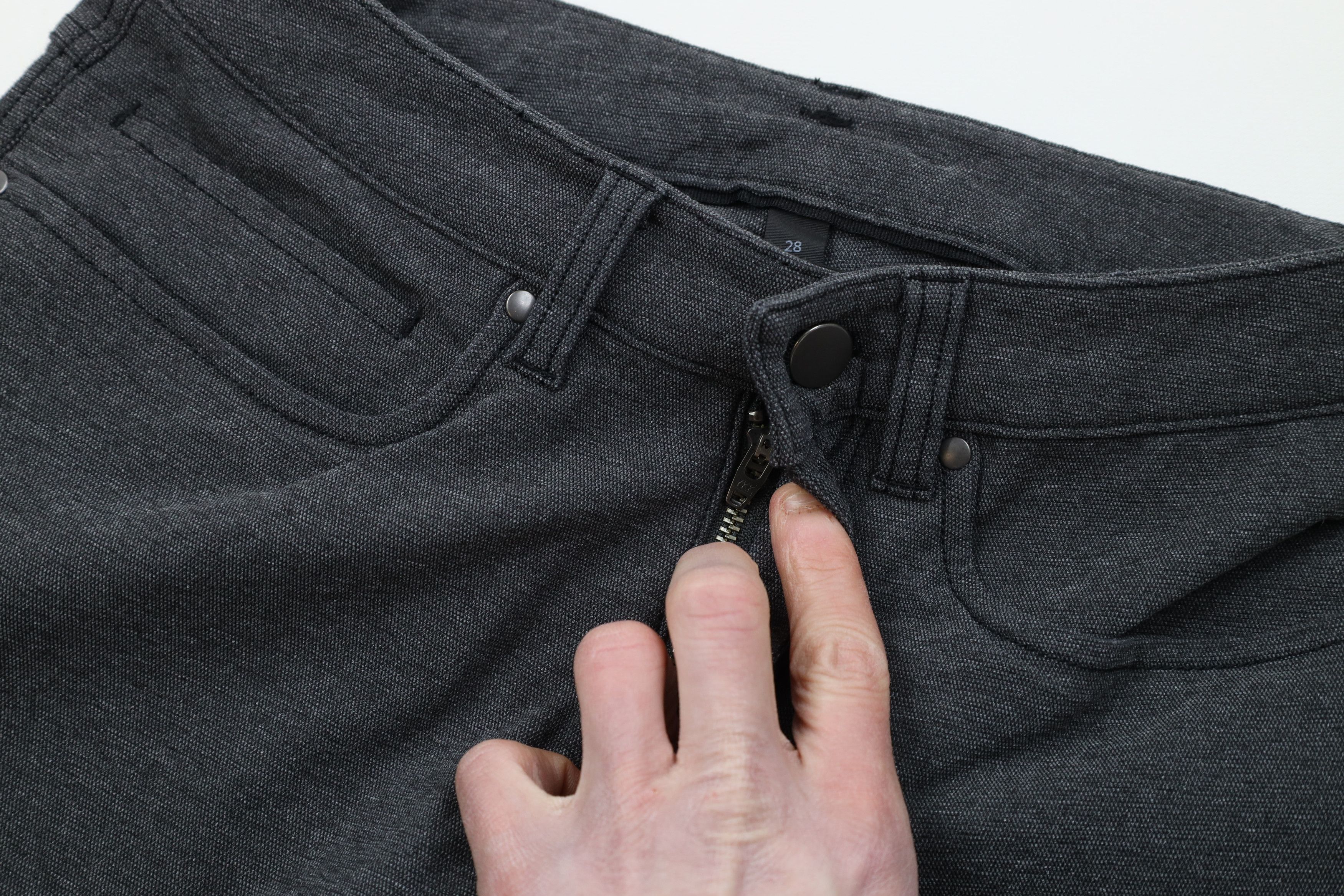 Lululemon Lululemon Skinny Leg Knit Chino Pants Trousers Gray Size 28" / US 6 / IT 42 - 7 Thumbnail