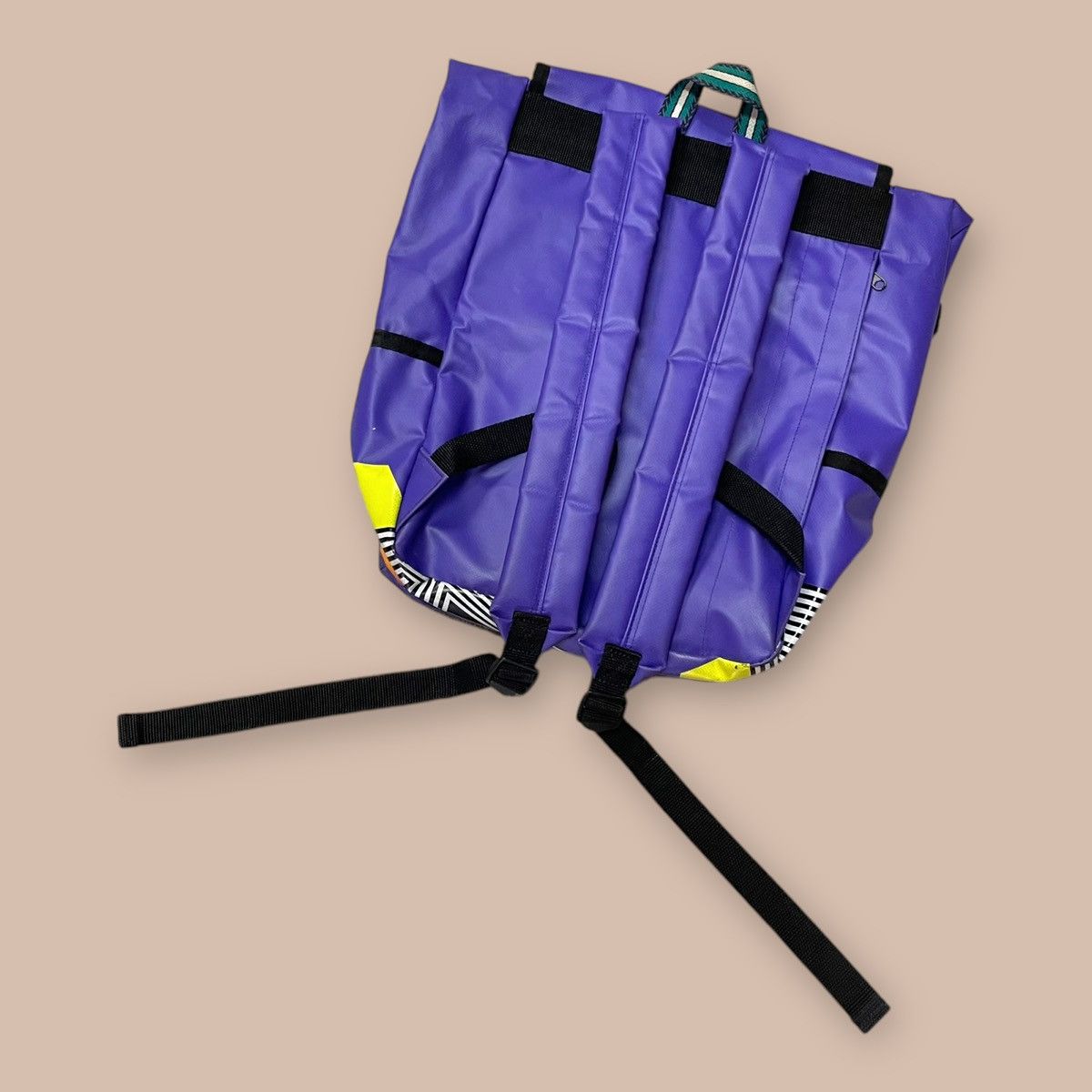 CABANE de ZUCCa ZUCCA Type ZU-21 CZ22 Purple PVC Backpack Size ONE SIZE - 4 Thumbnail