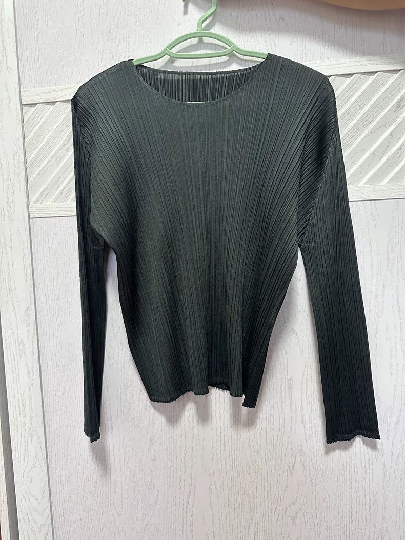 Issey Miyake Issey Miyake size:3 Charcoal grey pleated long-sleeved shi Size M / US 6-8 / IT 42-44 - 1 Thumbnail