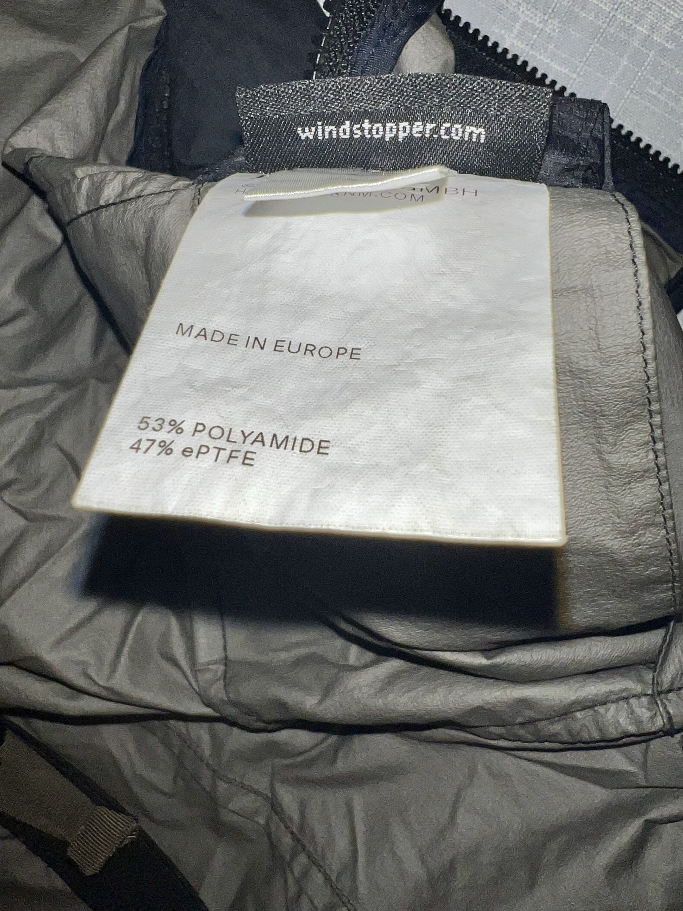 Acronym J25-WS Packable Windbreaker Jacket Black M Medium