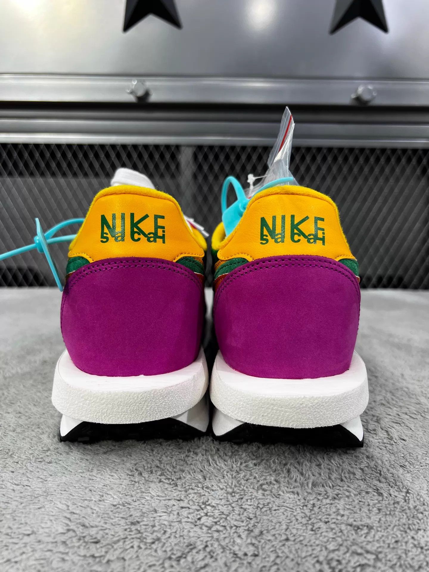 Nike Sacai x Nike LDWaffle Multicolor 44 Size US 11 / EU 44 - 6 Thumbnail
