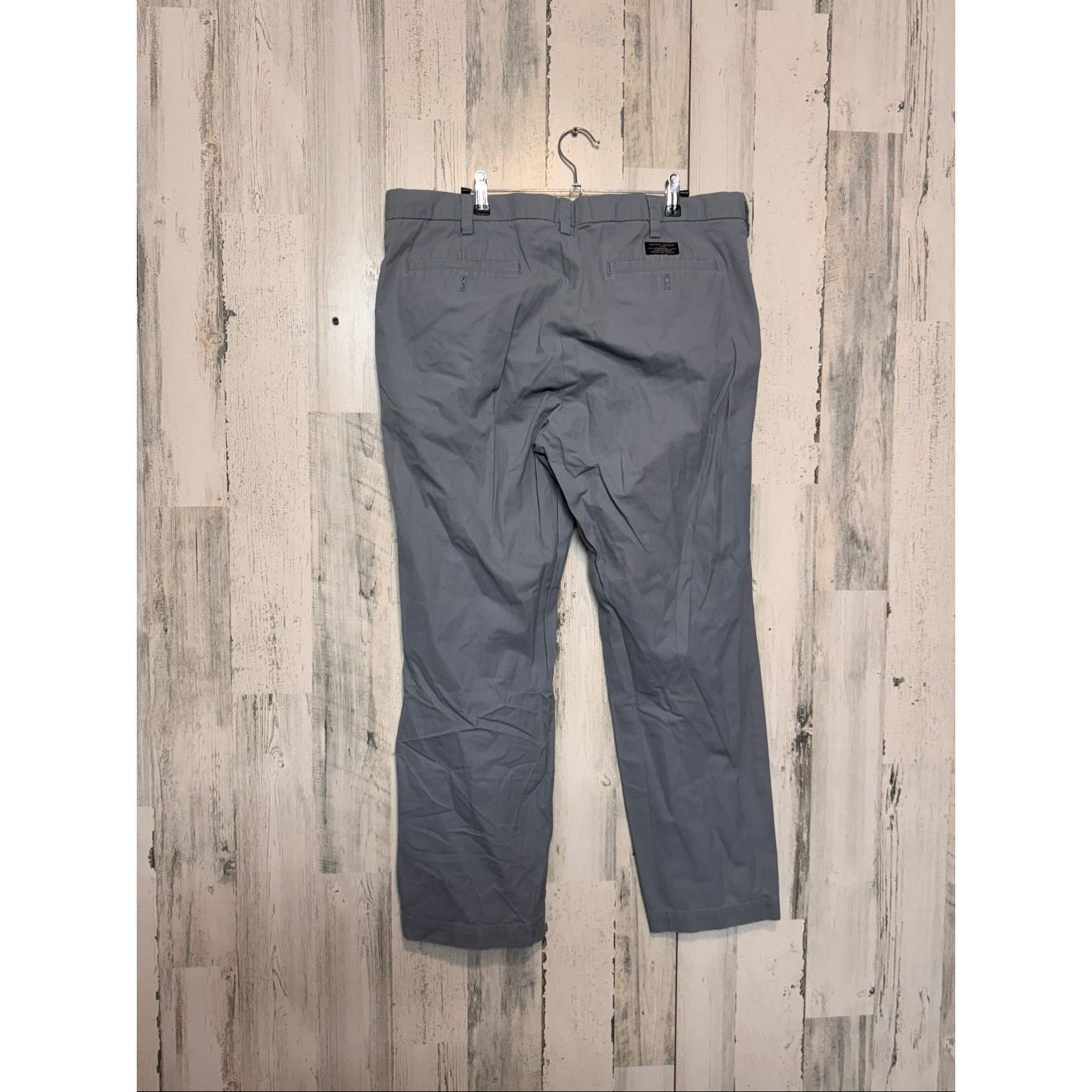 Banana Republic Banana Republic Emerson Chino Pants Men’s 38x30 Gray Slim Fi Size US 38 / EU 54 - 4 Thumbnail