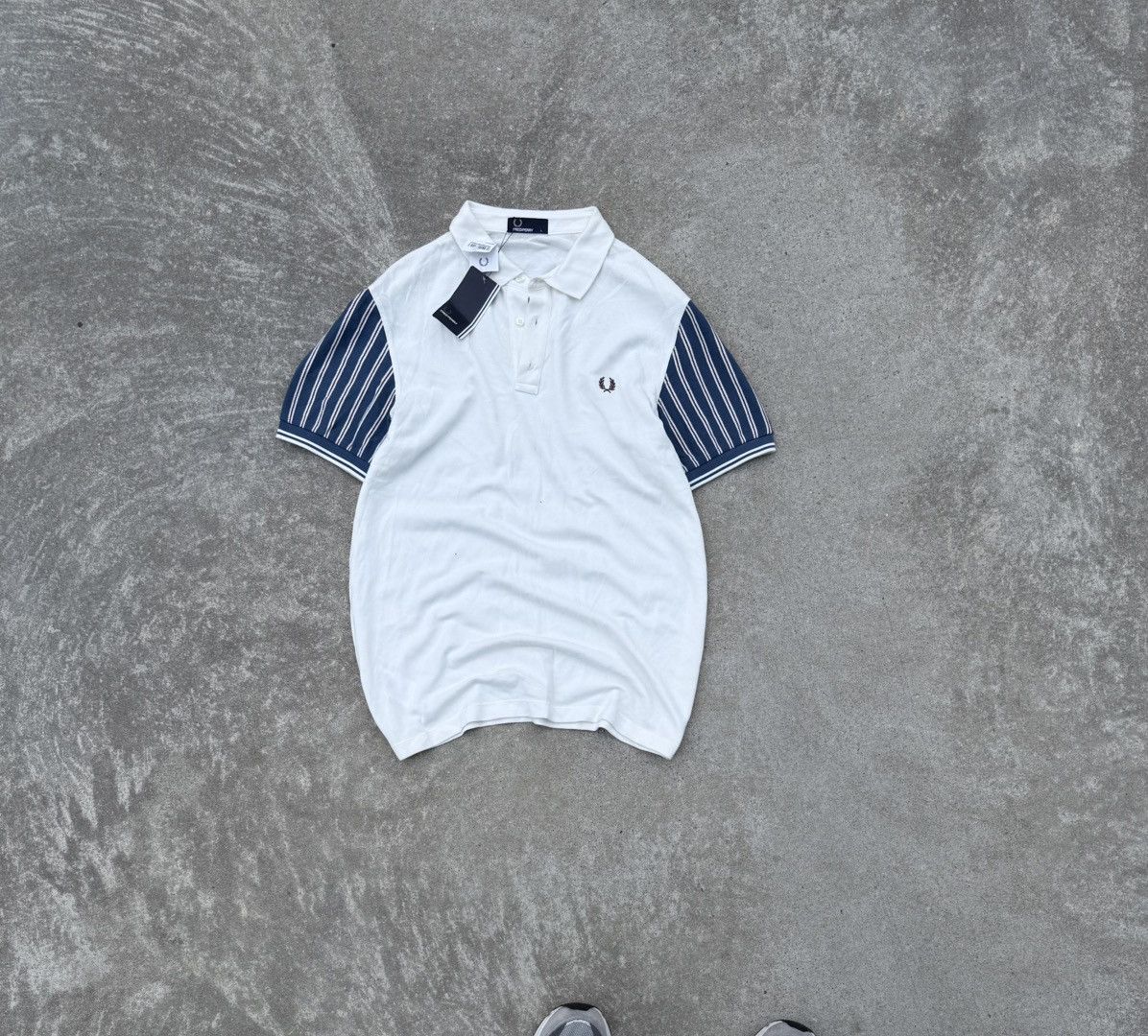 Fred Perry Fred Perry luxury avantgarde punk rock streetwear T-shirt Size US L / EU 52-54 / 3 - 1 Thumbnail