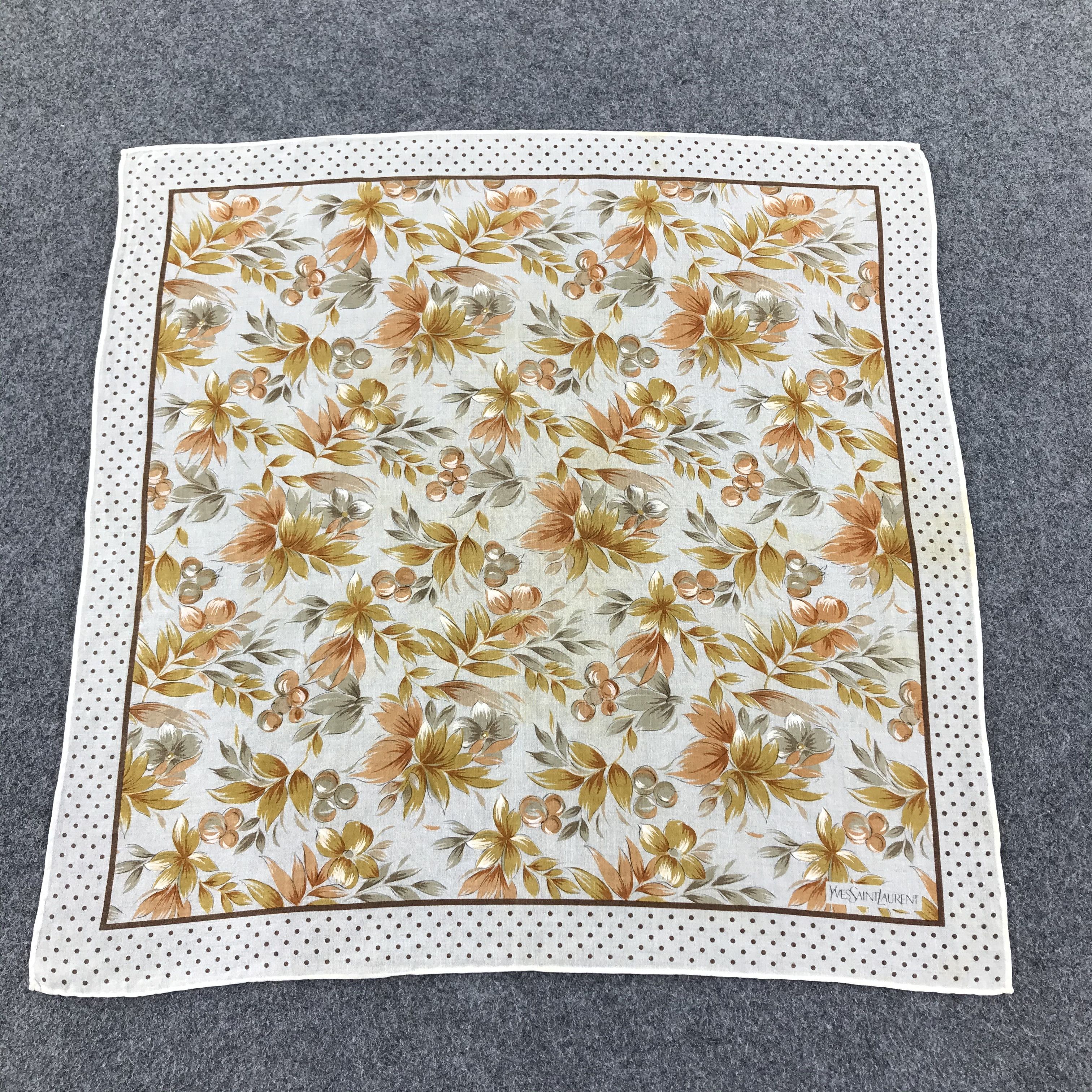 Yves Saint Laurent YSL Floral Handkerchief Neckerchief Bandana H459 Size ONE SIZE - 3 Thumbnail