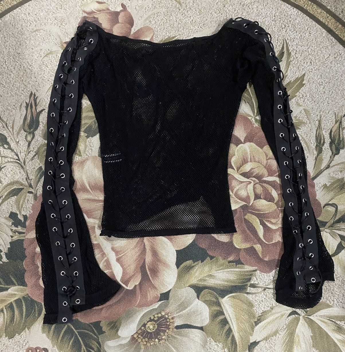 Leg avenue net crop shirt