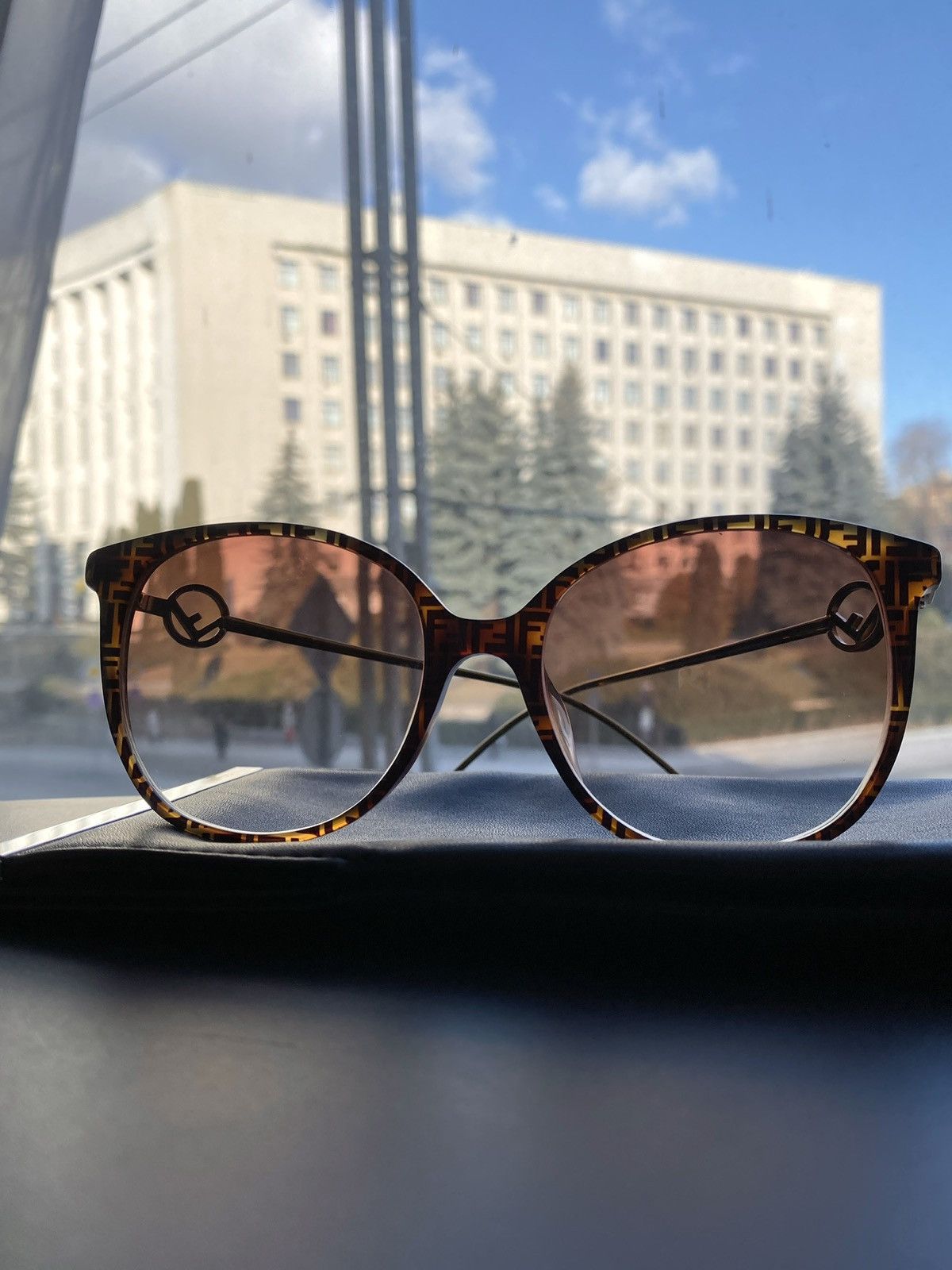 Fendi Fendi Eyeglasses Dark Havana FF0425/F086 140 Optical Glasses Size ONE SIZE - 25 Thumbnail