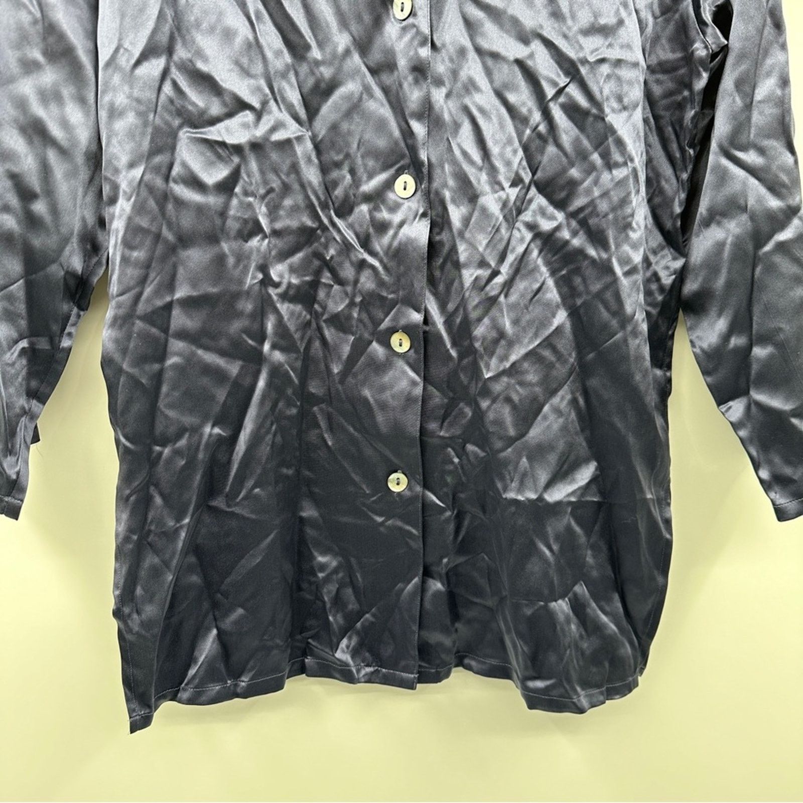 Victoria's Secret Vintage 100% Silk Navy Blue Long Sleeve Button Down Shirt S Size S / US 4 / IT 40 - 3 Thumbnail