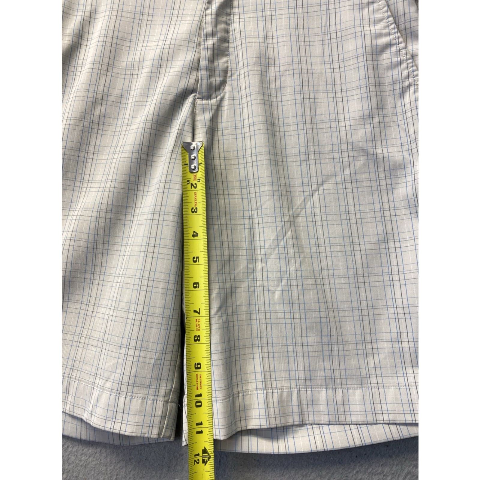 Nike Nike Flex Golf Shorts Mens 32 Beige Plaid Slim Waist 10in Inseam Breathable Lightweight Logo Zip Pocket Golf Casual Spring Summer Size US 32 / EU 48 - 4 Thumbnail