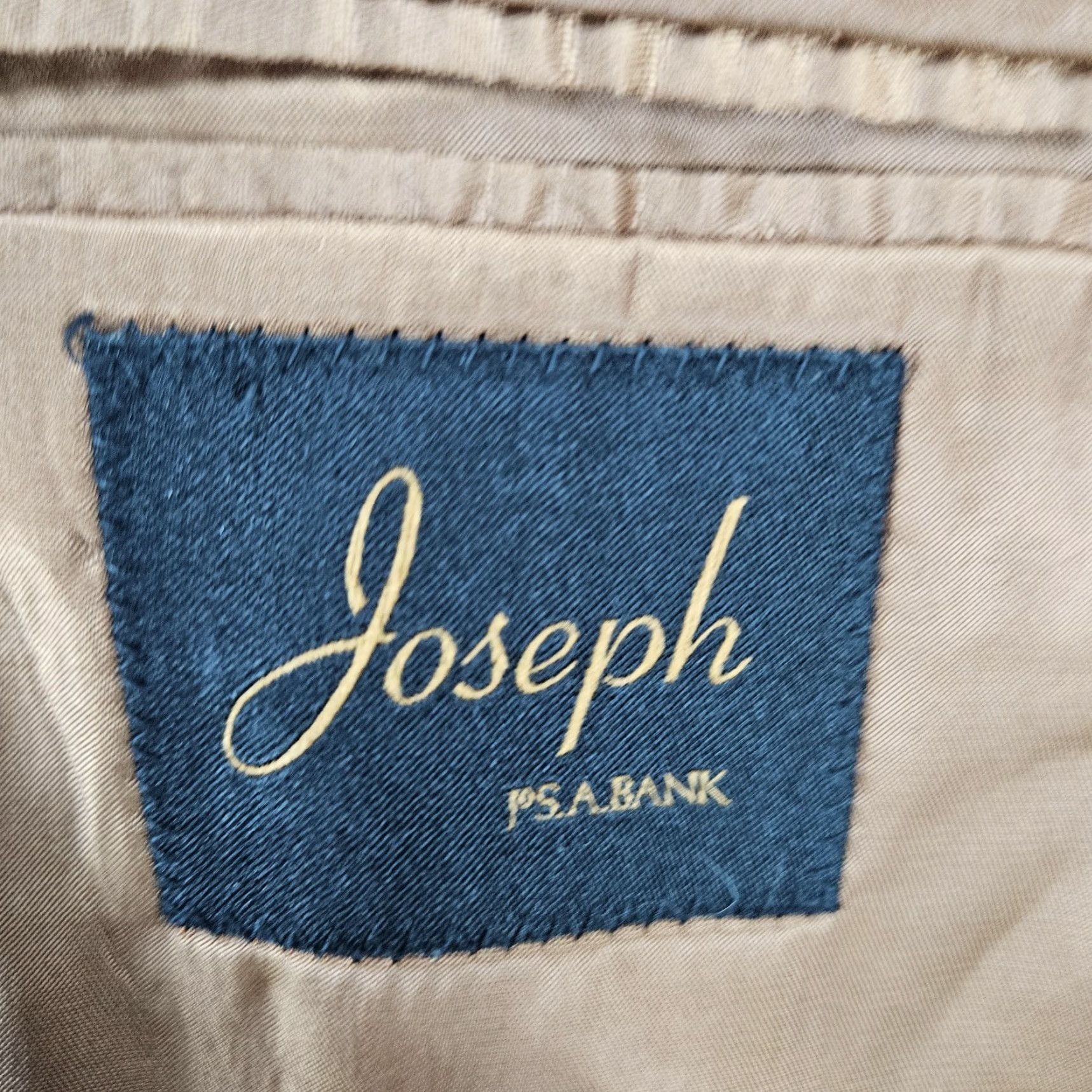 Jos. A. Bank Jos. A. Bank Blazer 40R Navy 100% Wool Slim Fit 2 Button Notch Mens Size 40R - 3 Thumbnail