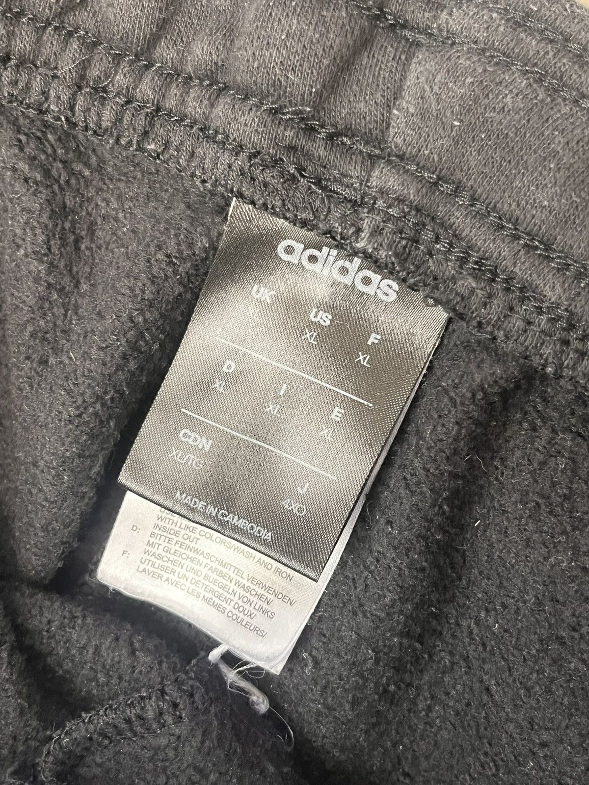 Adidas Adidas men’s track pants Size US 34 / EU 50 - 2 Thumbnail