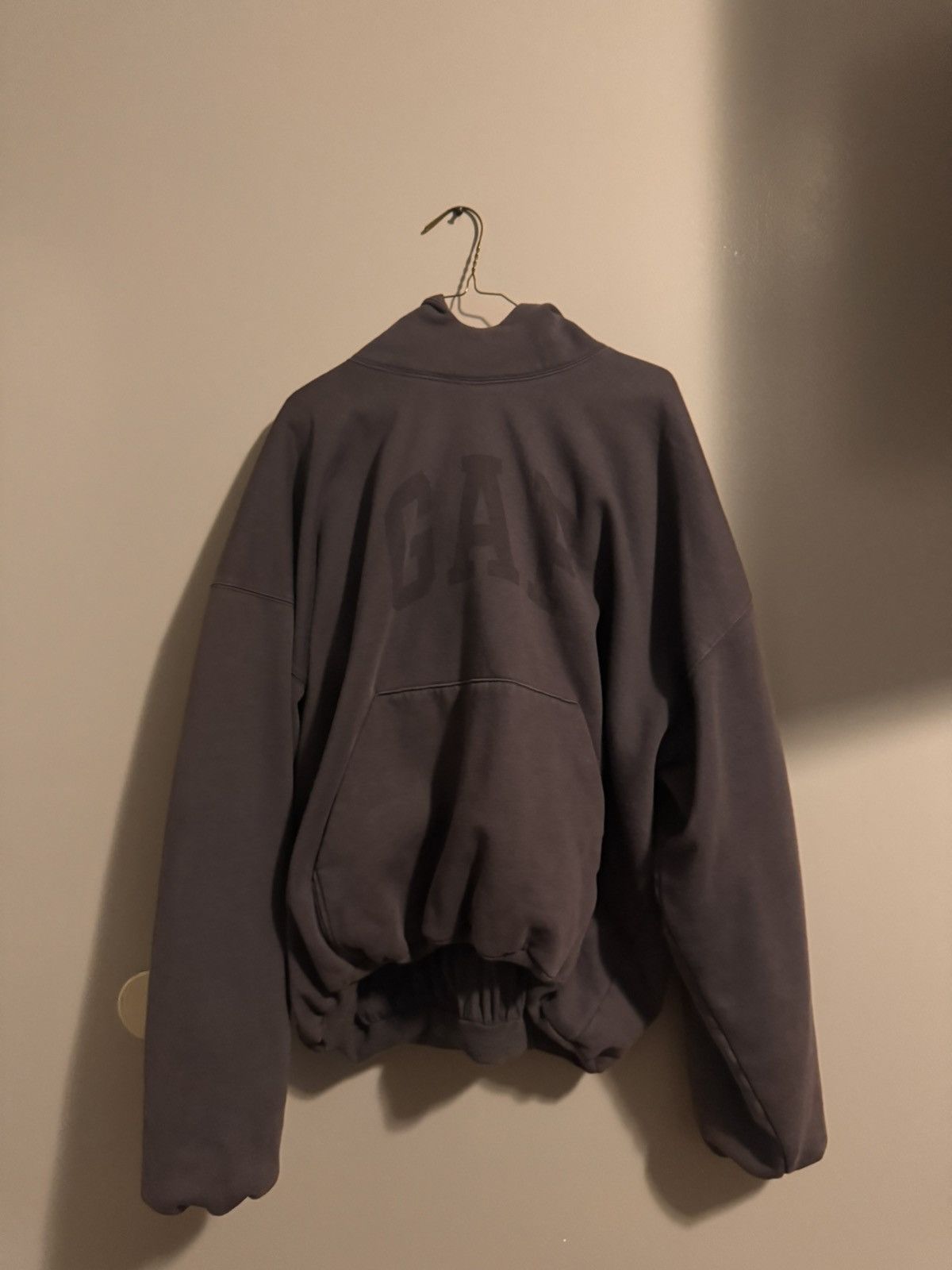 Balenciaga × Gap × Yeezy GAP X YEEZY X BALENCIAGA HOODIE SIZE MEDIUM Size US M / EU 48-50 / 2 - 1 Thumbnail
