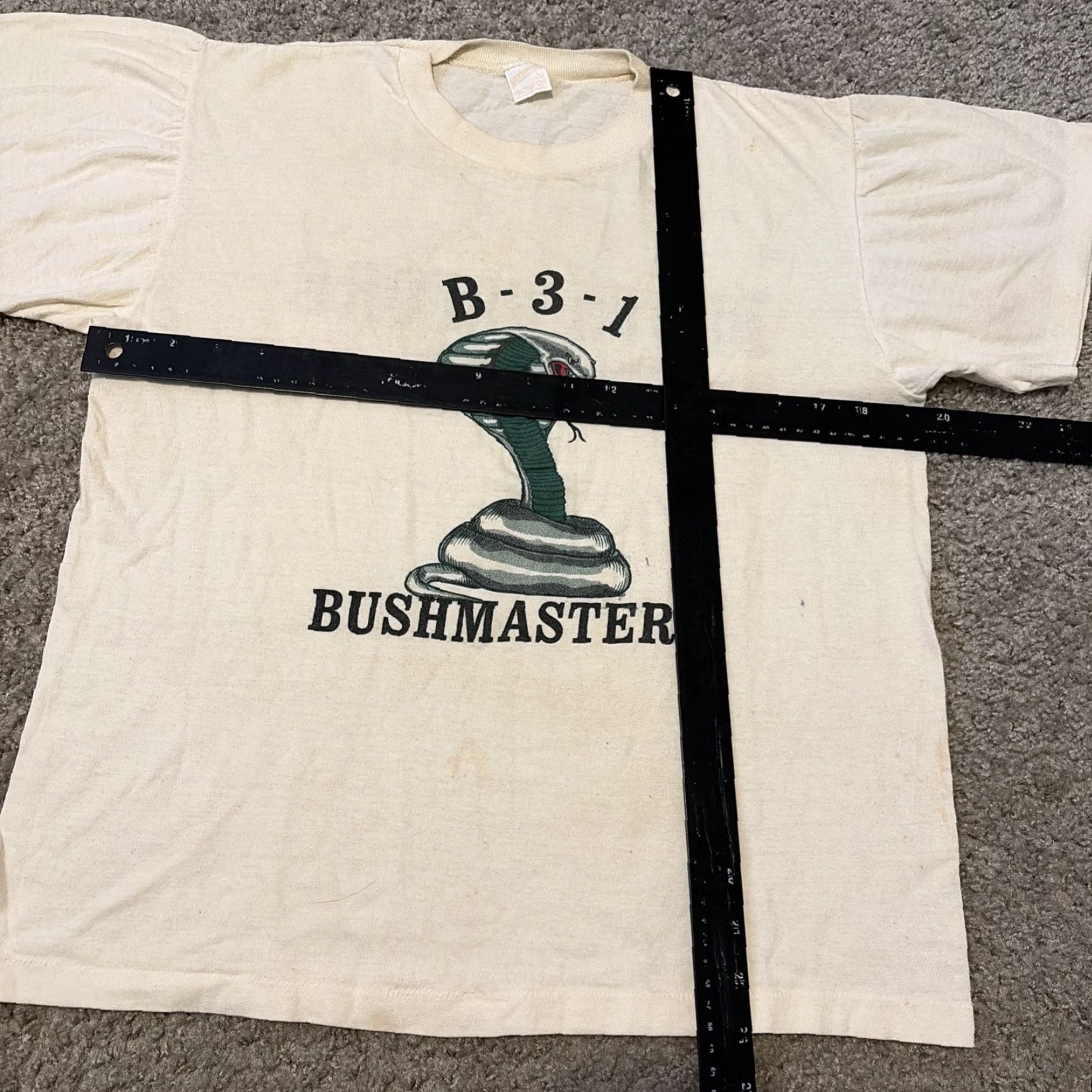 Vintage VTG 70s Death Before Defeat Army Military Bravo Bushmasters White T-Shirt L Mens Size US L / EU 52-54 / 3 - 7 Thumbnail