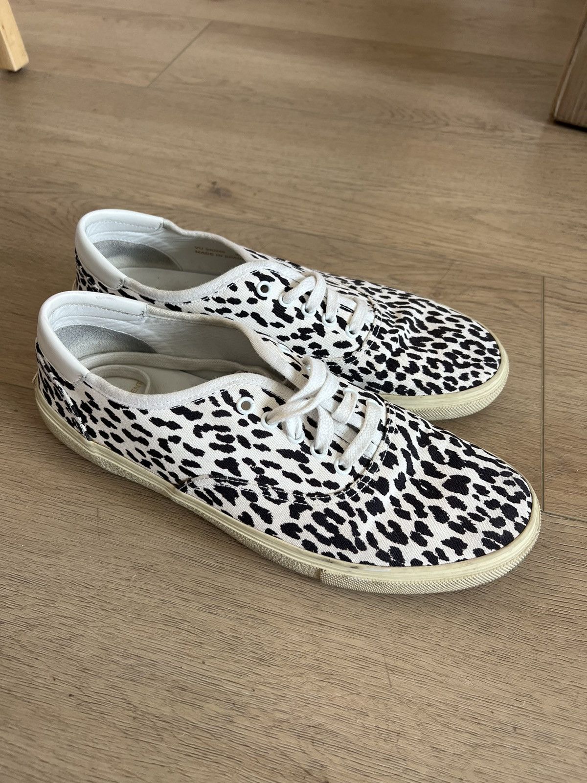 image of Saint Laurent Paris Og Hedi Babycat Sneakers in White, Men's (Size 12)