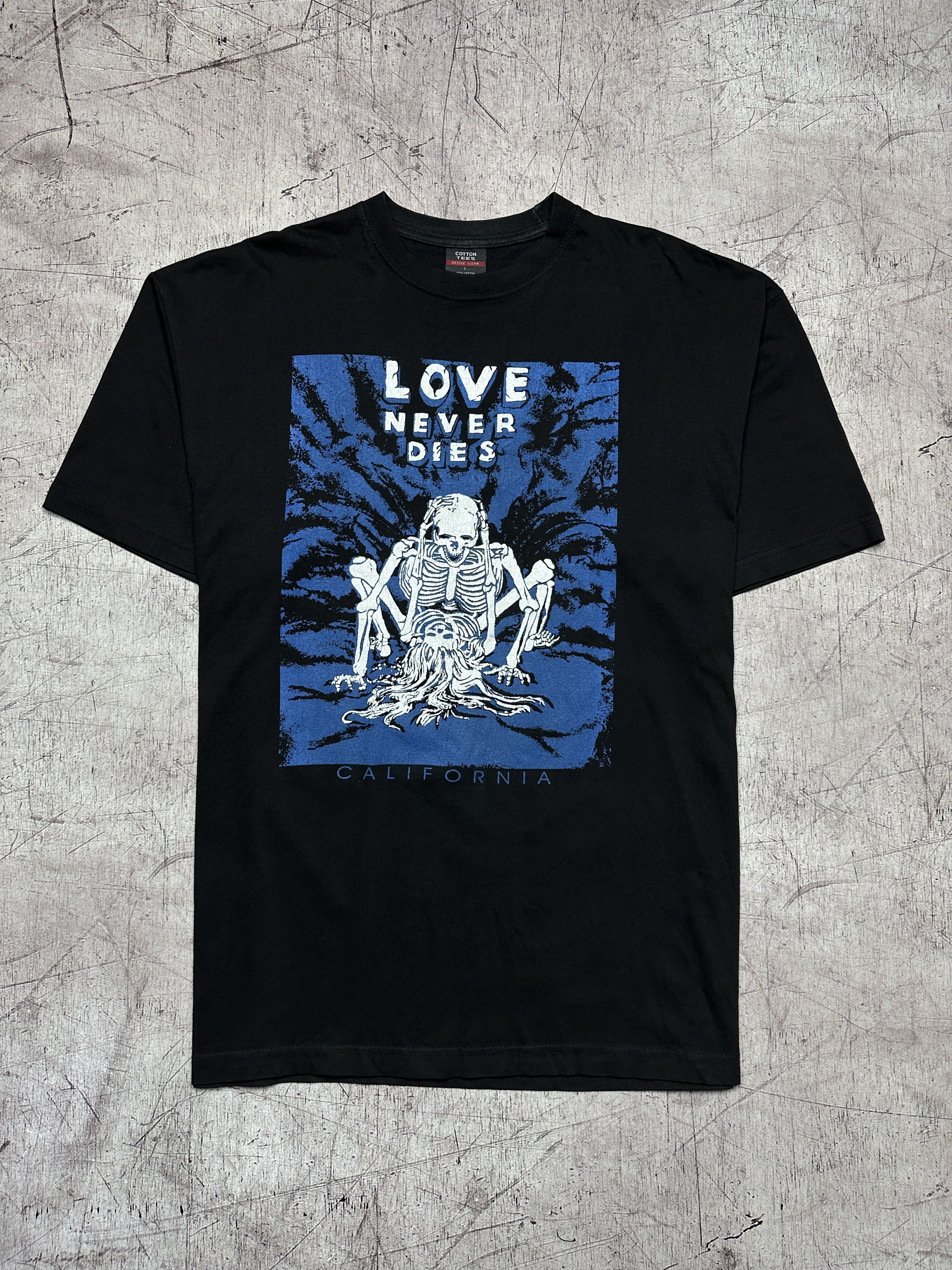 Vintage Love Never Dies California Vintage Skeletons Sex T-Shirt Size US L / EU 52-54 / 3 - 1 Thumbnail