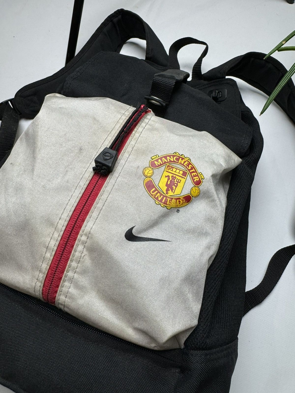 Nike × Vintage Vintage rare Nike Manchester United bag pack y2k Size ONE SIZE - 2 Thumbnail