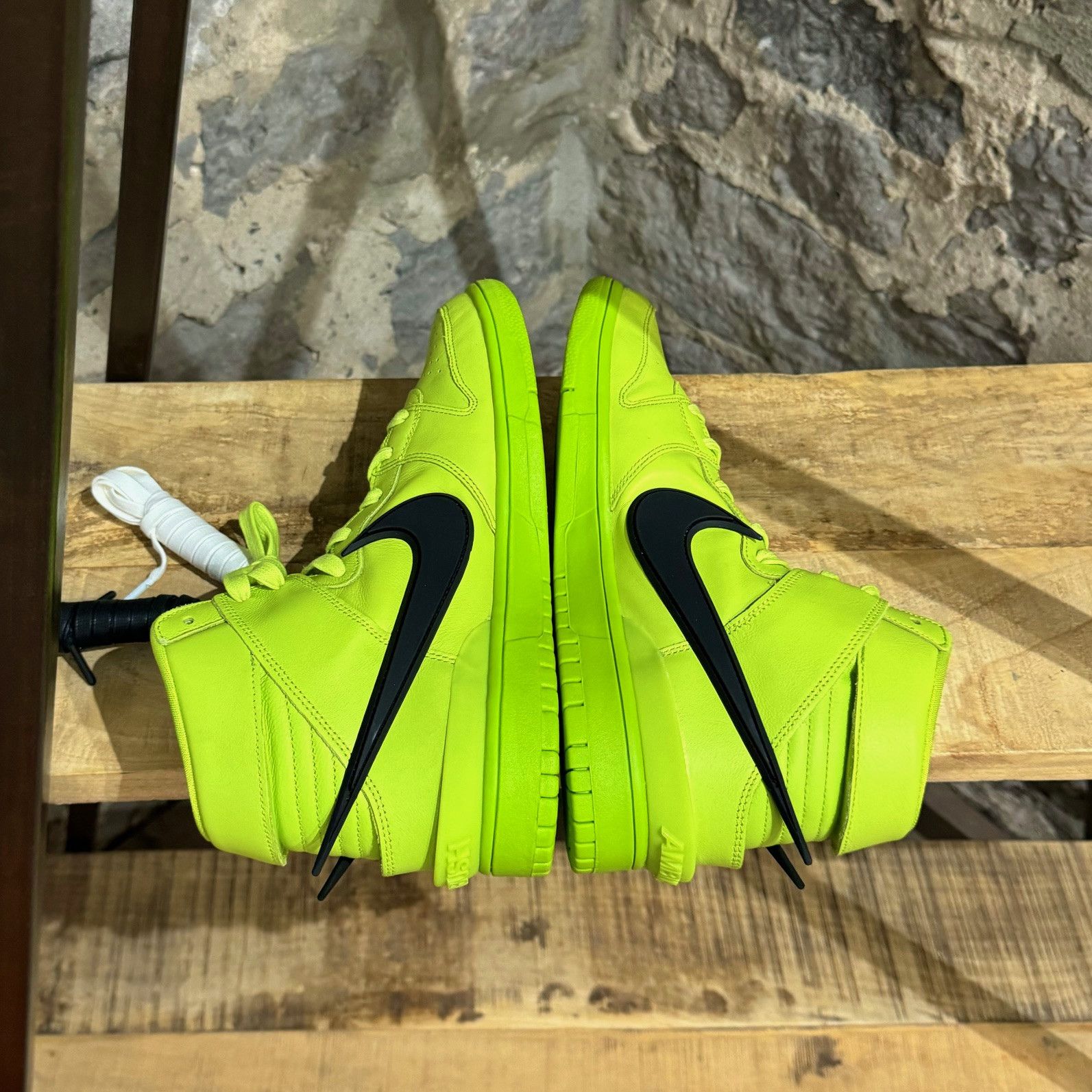 Ambush Design × Nike Nike x Ambush Dunk Hi Atomic Green Sneakers Size US 9.5 / EU 42-43 - 8 Thumbnail