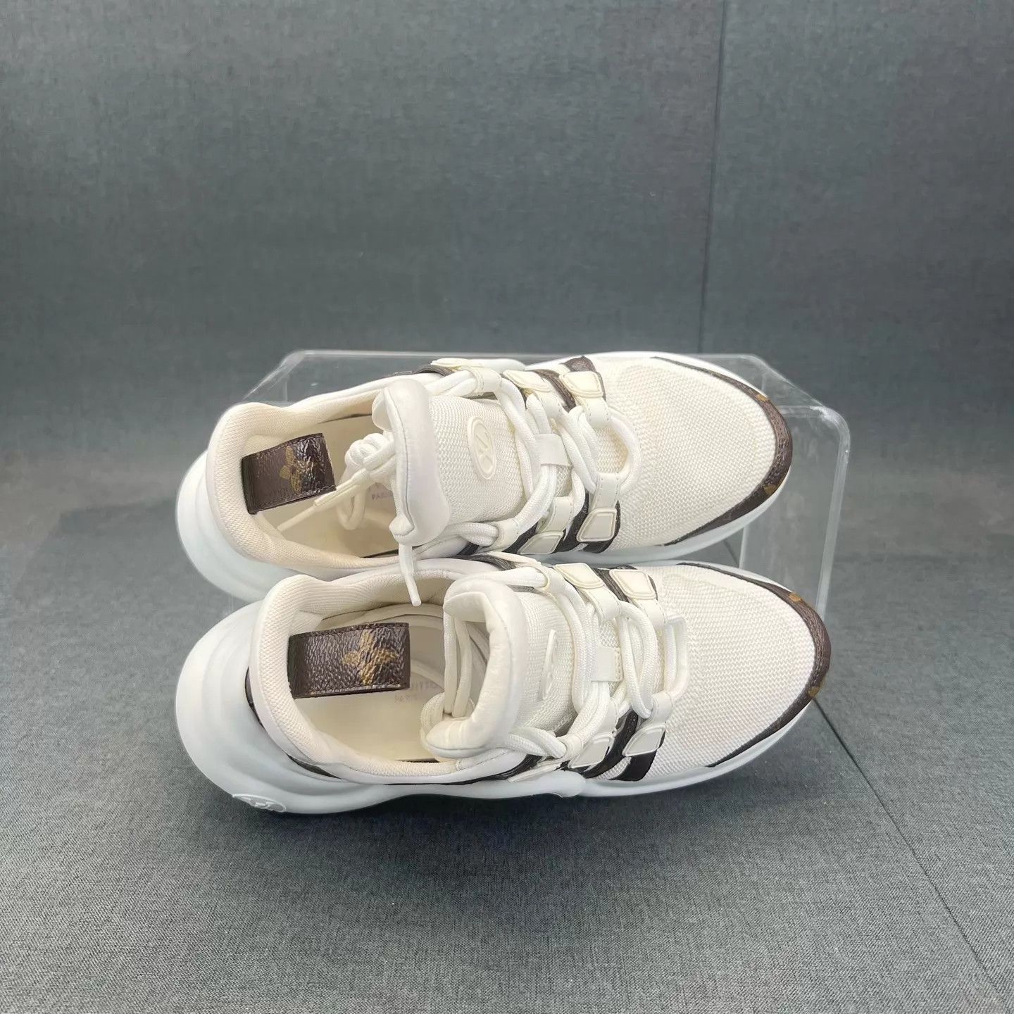 Louis Vuitton LV Archlight white monogram 35 mint original box Size US 4.5 / IT 34.5 - 4 Thumbnail
