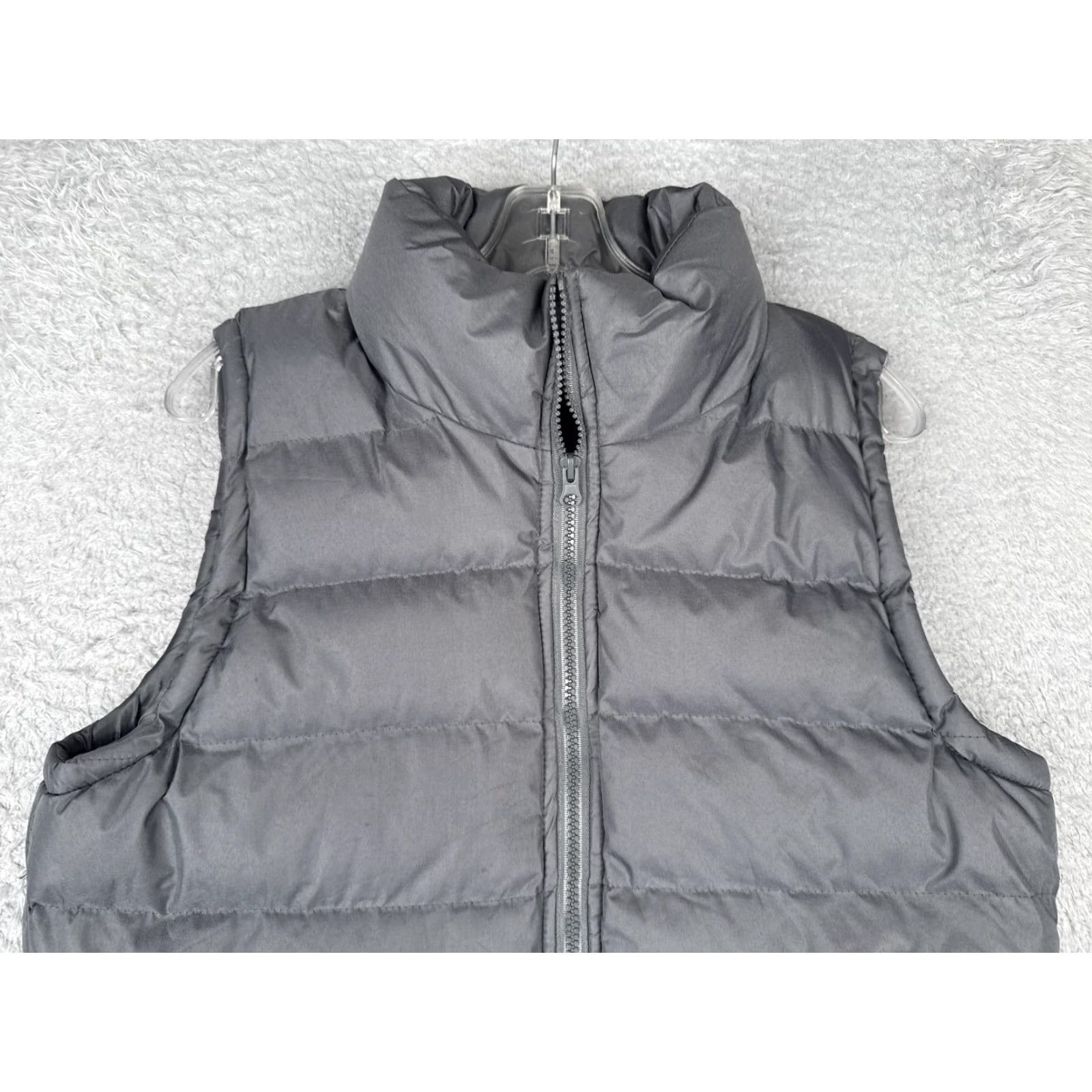Vintage Fourcast Vest Mens Large Gray Puffer Quilted Sleeveless Full Zip Warm Polyester Jacket/Coat Size US L / EU 52-54 / 3 - 7 Thumbnail