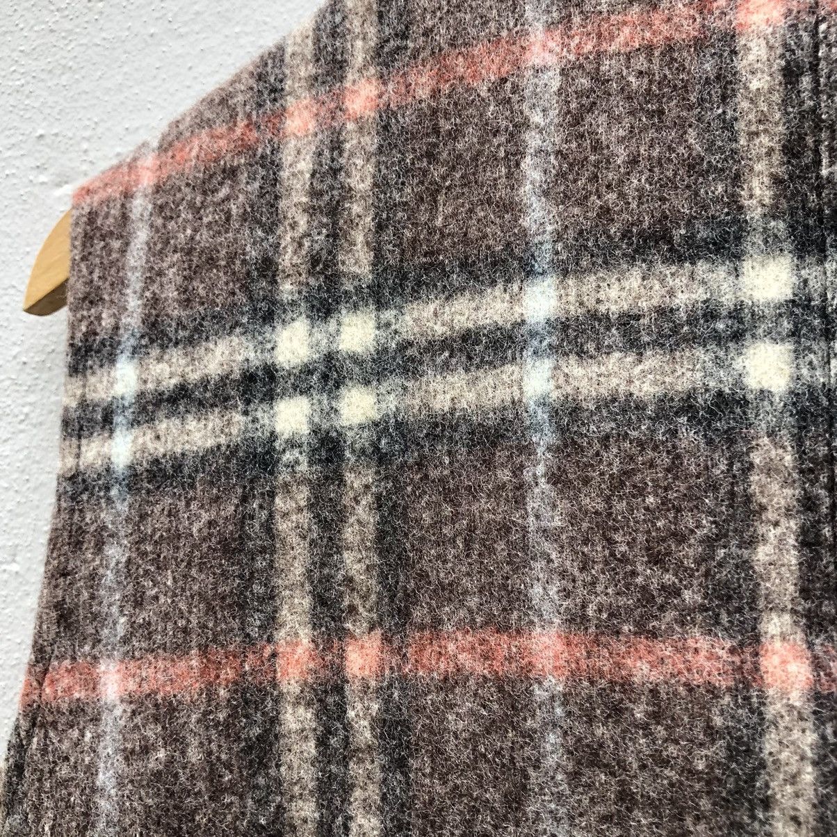 Burberry Burberry London Checked Novacheck Vest Wool Jacket Size M / US 6-8 / IT 42-44 - 12 Thumbnail