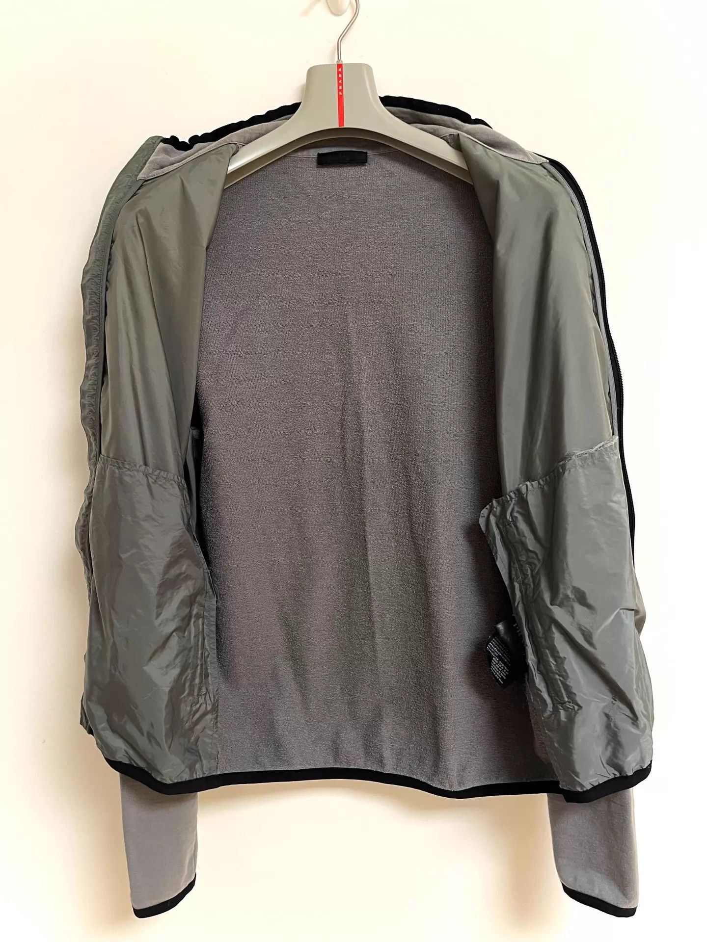 Prada Prada XL 70cm L 116cm Bust Jacket Size US XL / EU 56 / 4 - 4 Thumbnail