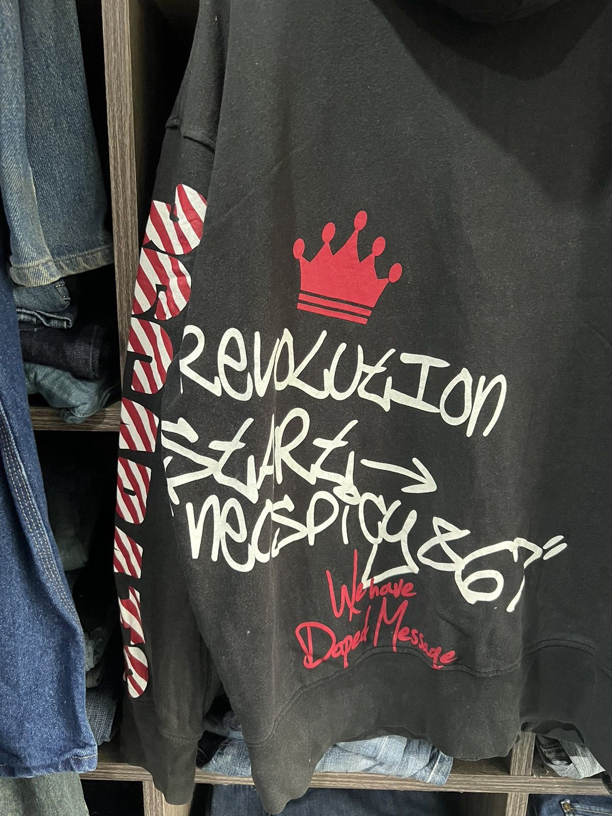 Japanese Brand 🔥Sun Faded Defective Struct 36 Carats Patches Hoodie Size US XL / EU 56 / 4 - 14 Thumbnail